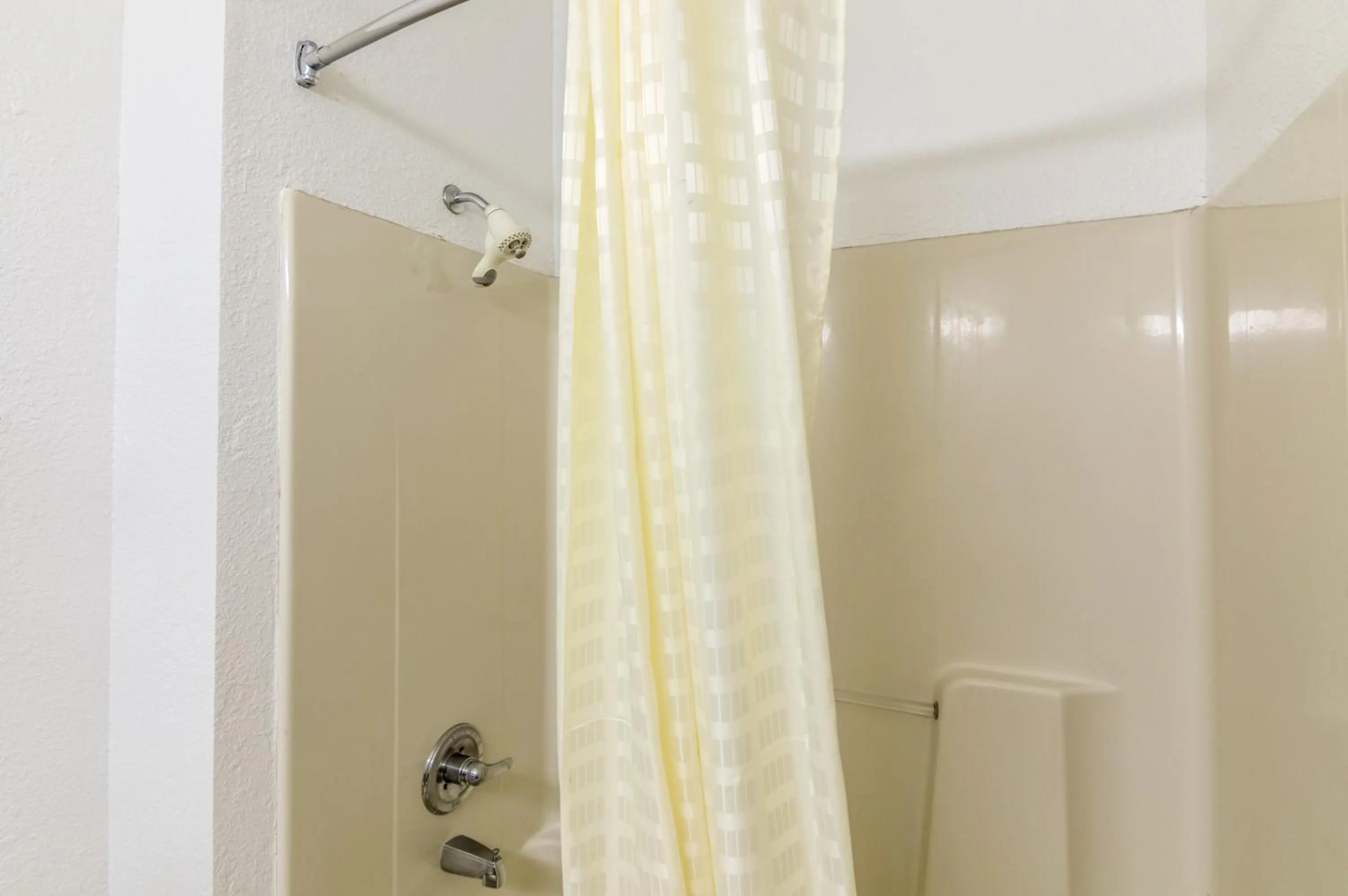 Bathroom in Motel 6-Oklahoma City, OK