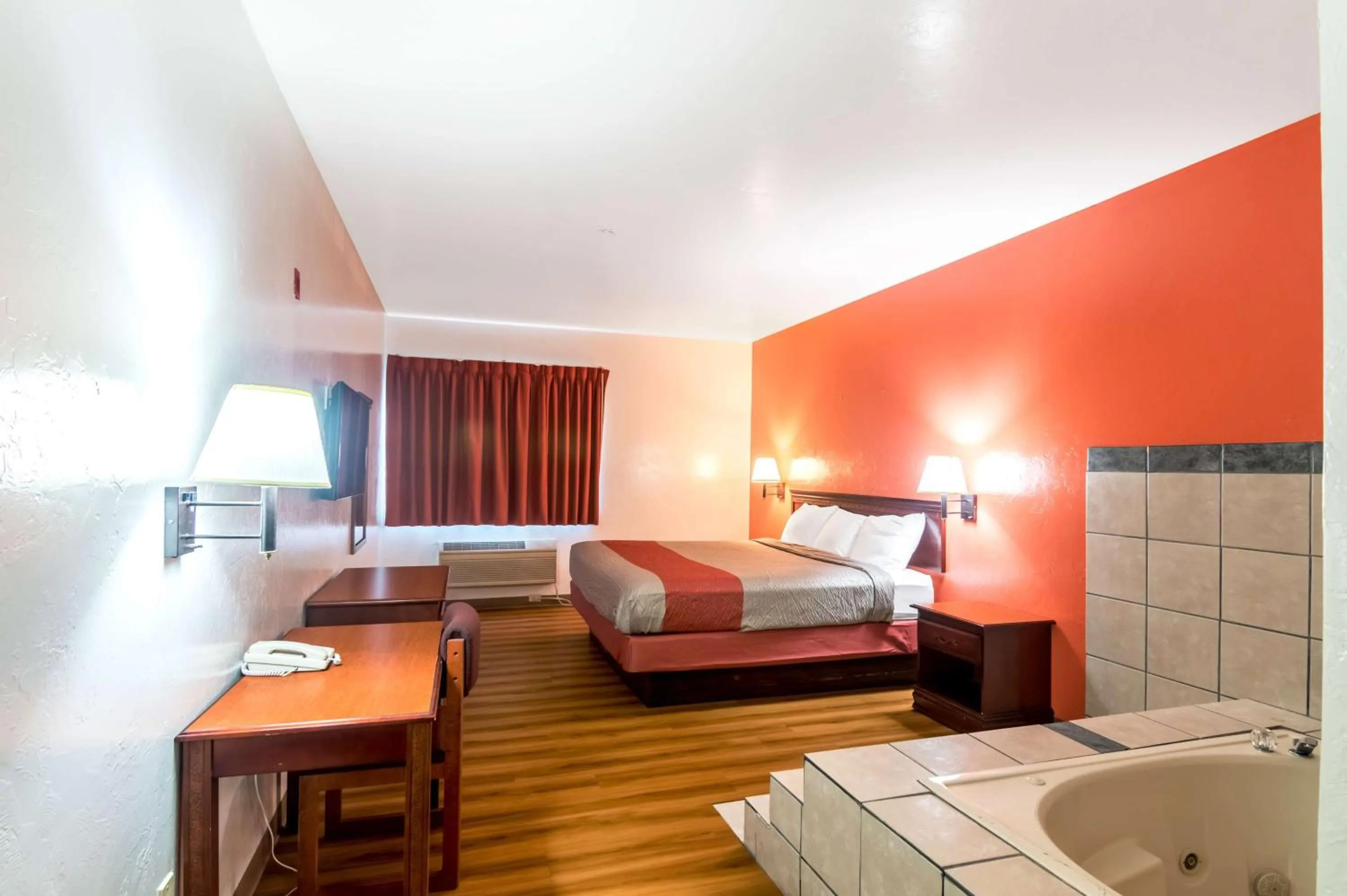 People, Bed in Motel 6-Oklahoma City, OK