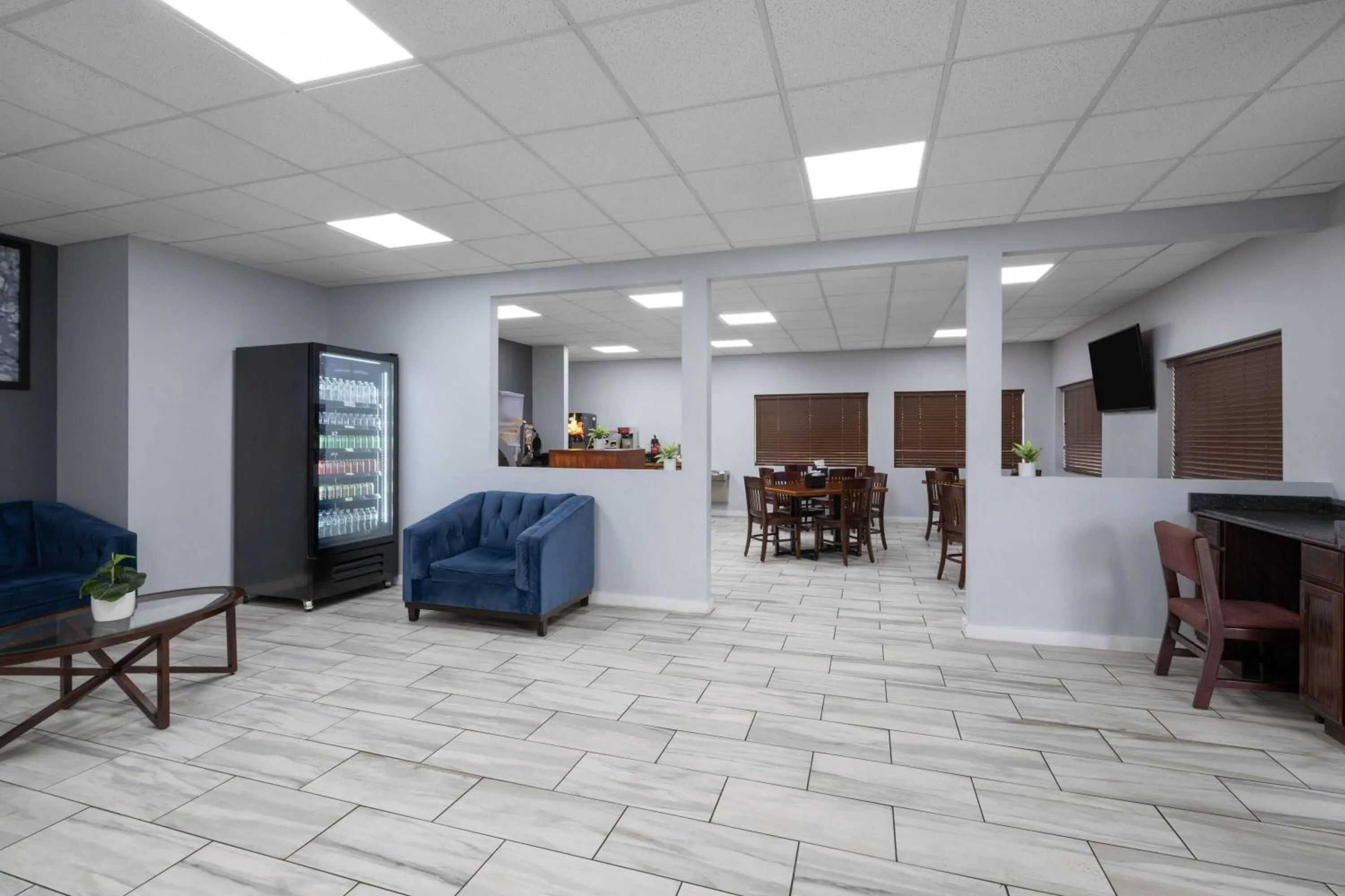 Lobby or reception in Super 8 by Wyndham Macon West