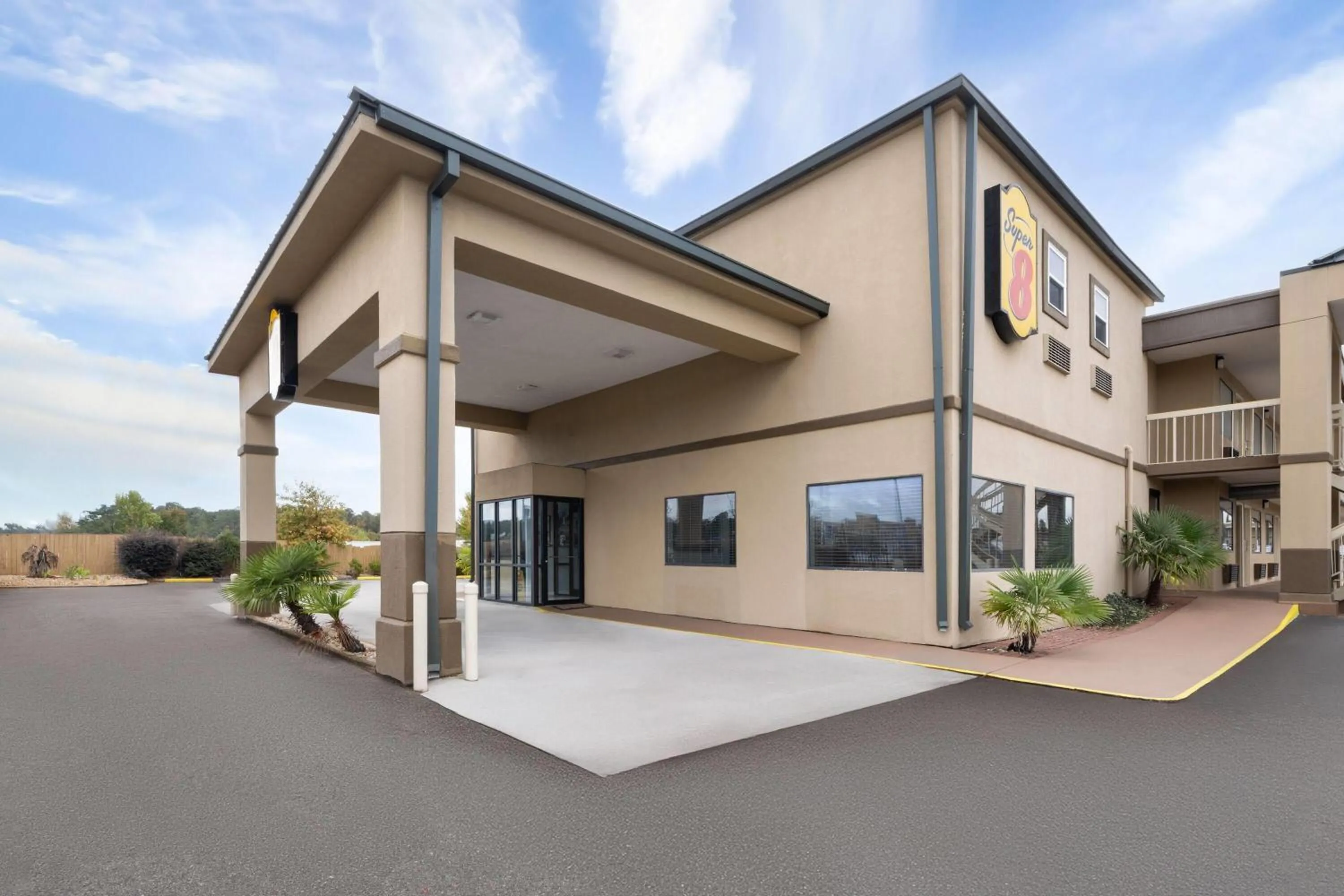 Property building in Super 8 by Wyndham Macon West