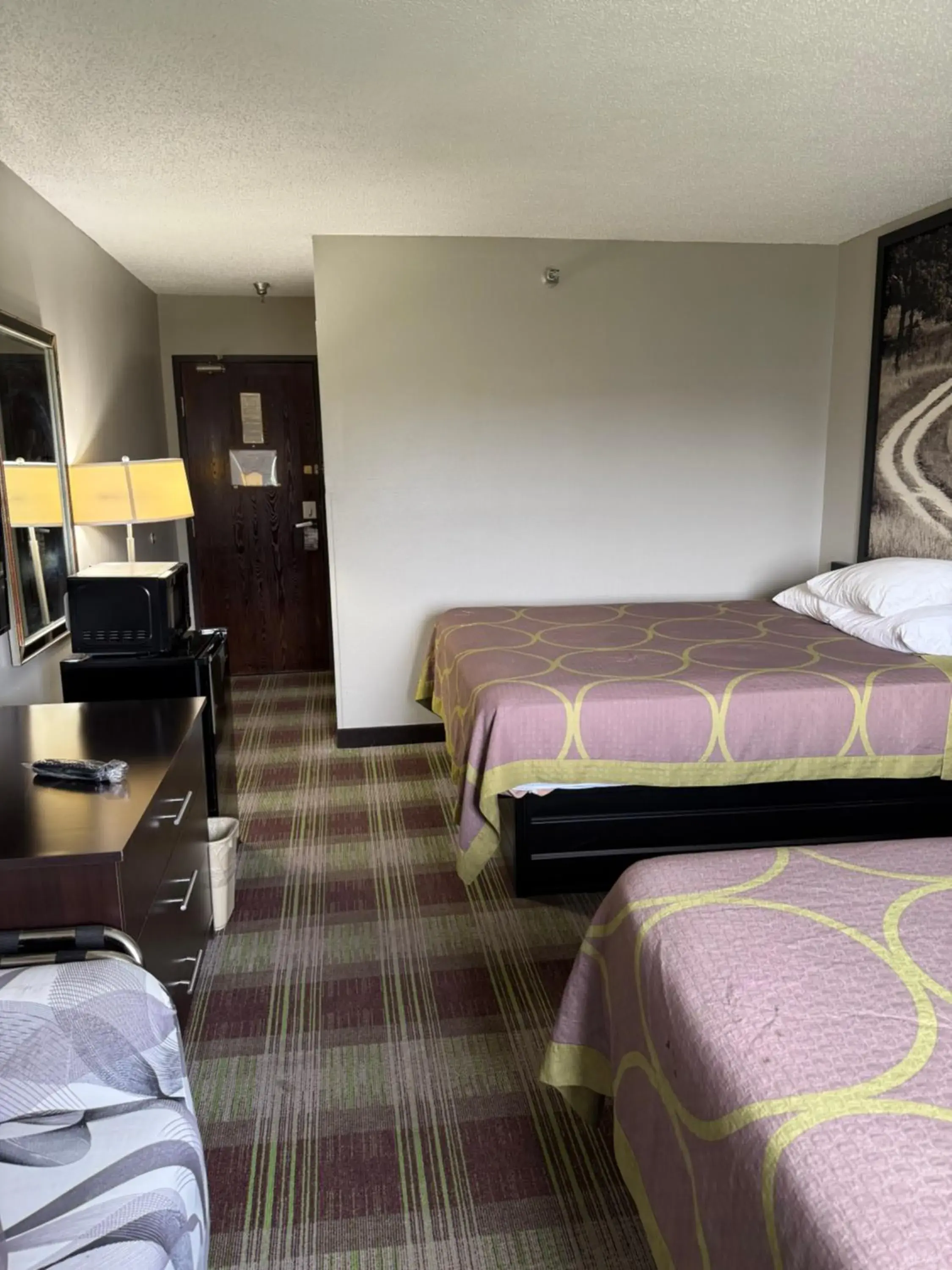 Bed in Super 8 by Wyndham Campbellsville KY Bed in Super 8 by Wyndham Campbellsville KY