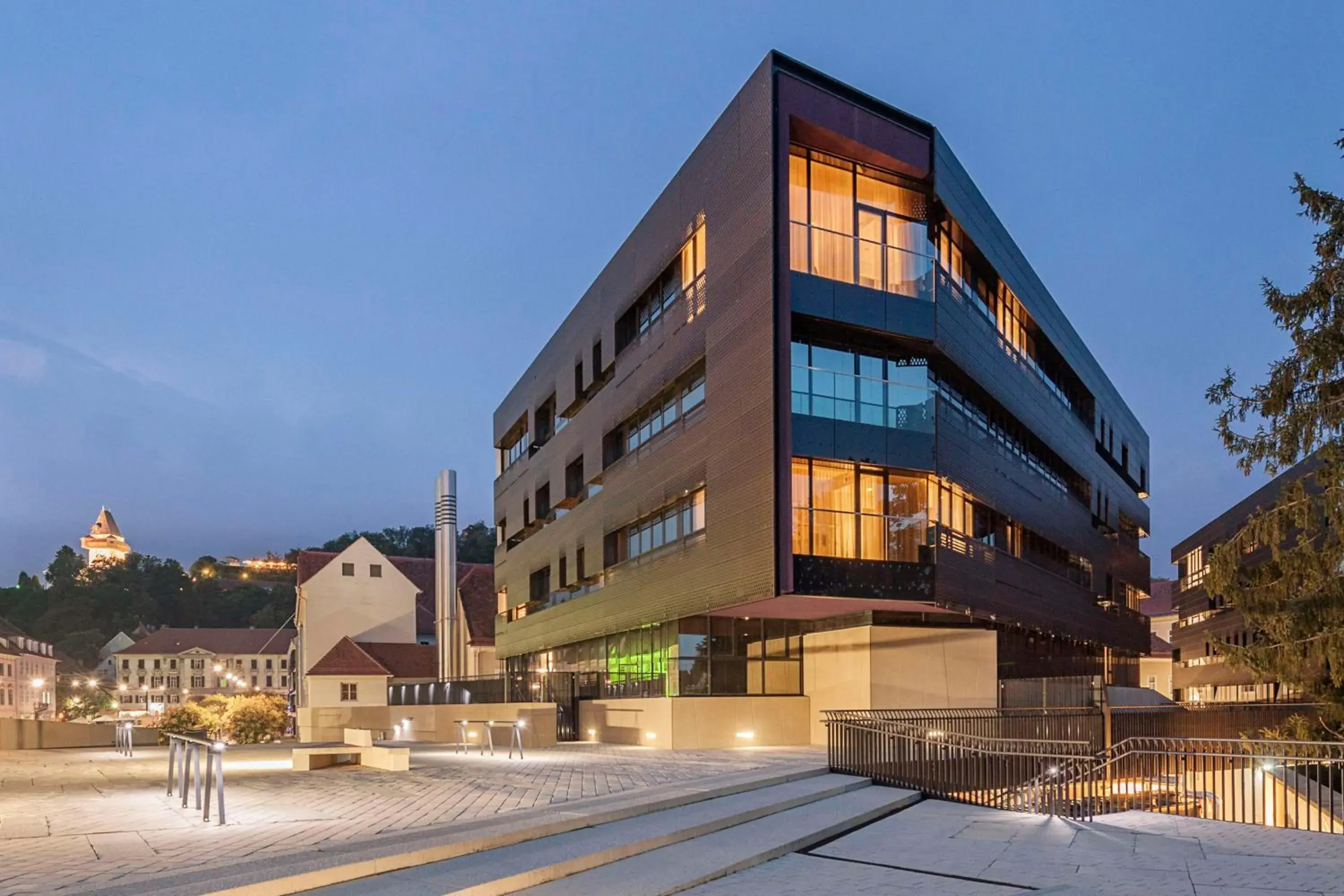 Property building in NH Graz City Property building in NH Graz City