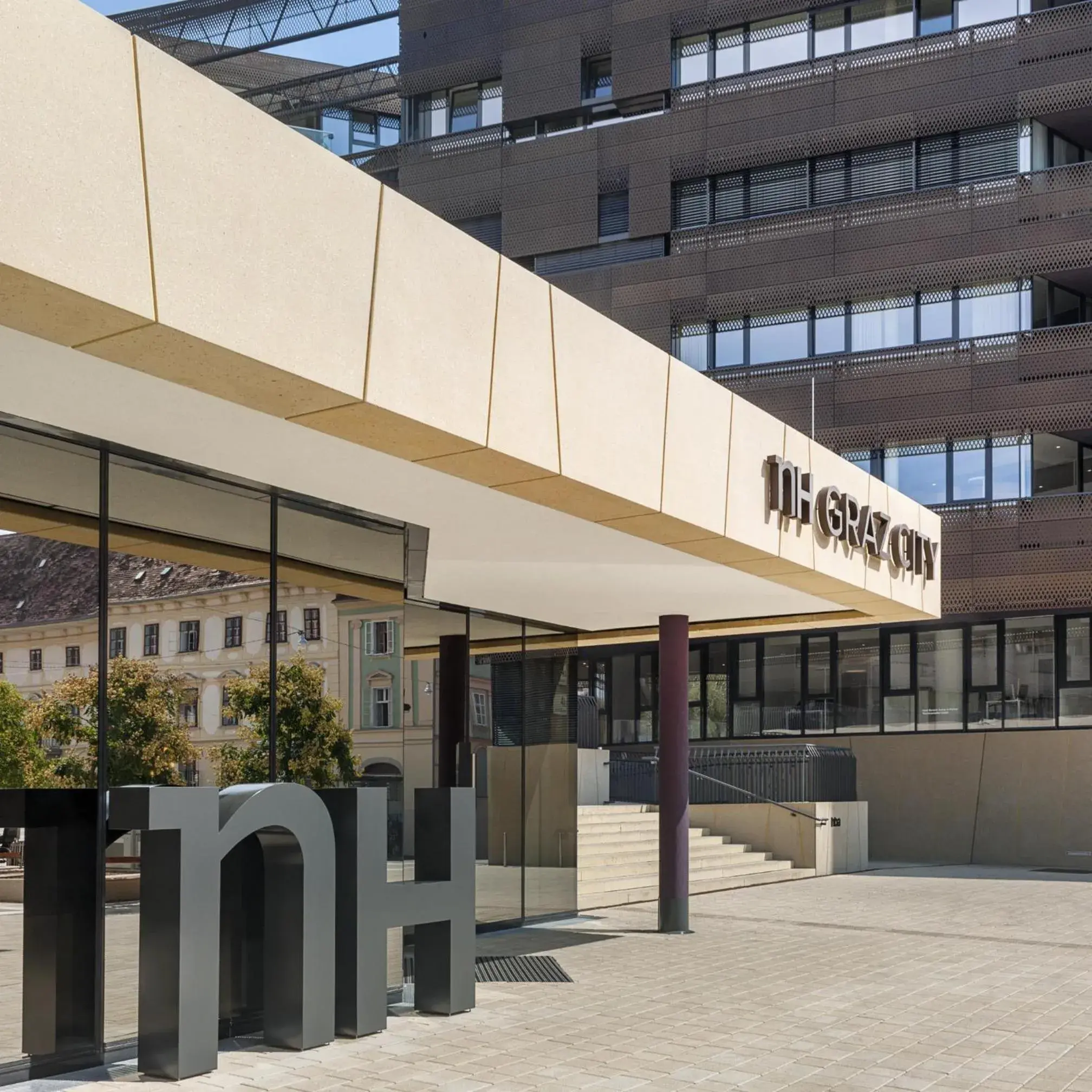 Property building in NH Graz City Property building in NH Graz City