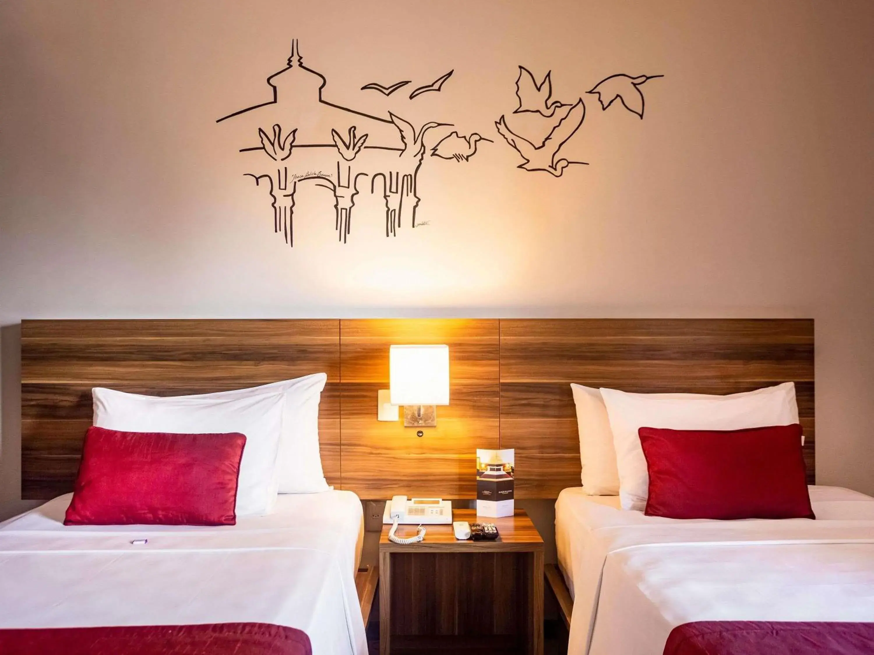 Bedroom, Bed in Mercure Belem Boulevard Bedroom, Bed in Mercure Belem Boulevard