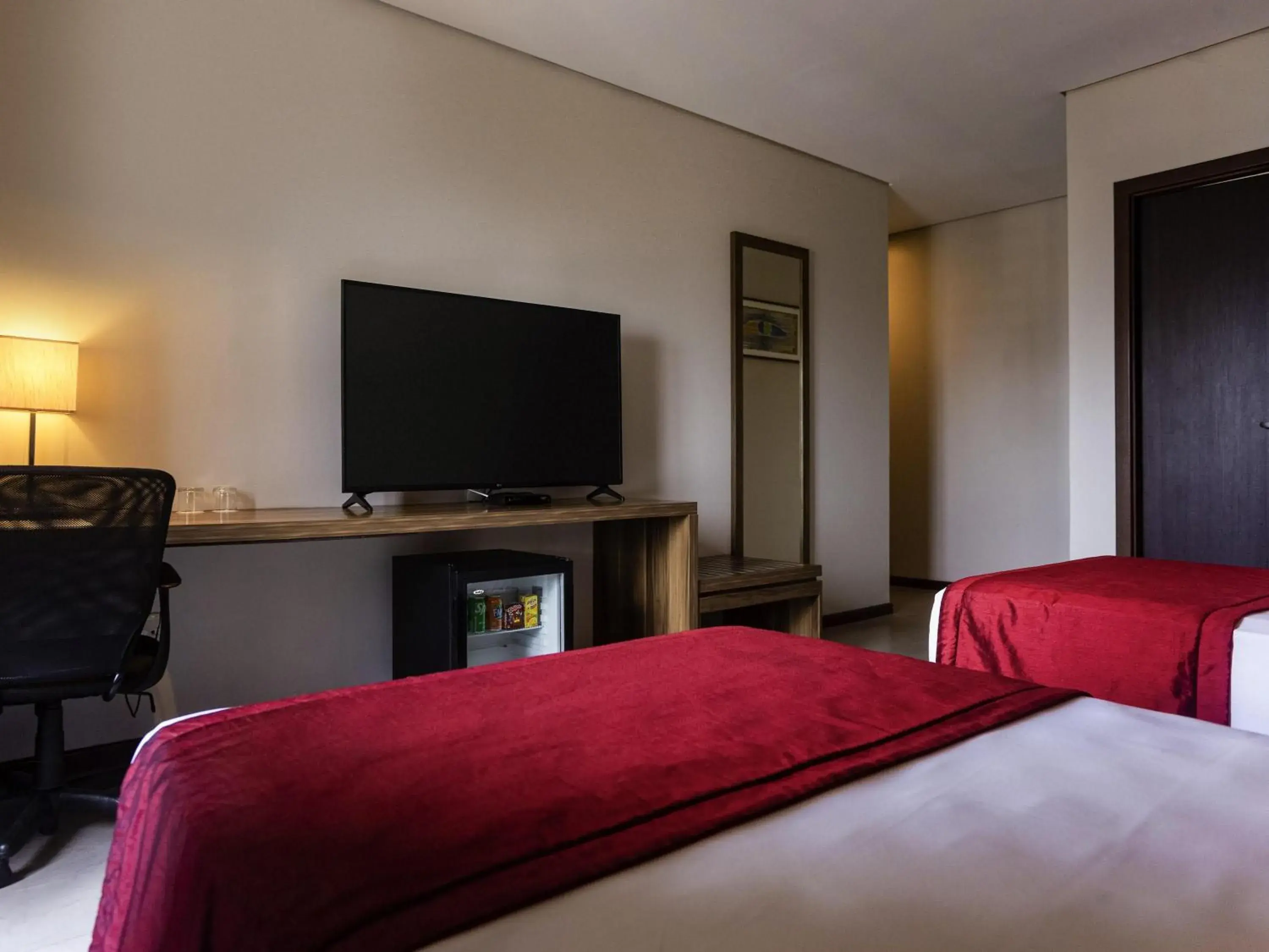 Bedroom, Bed in Mercure Belem Boulevard Bedroom, Bed in Mercure Belem Boulevard