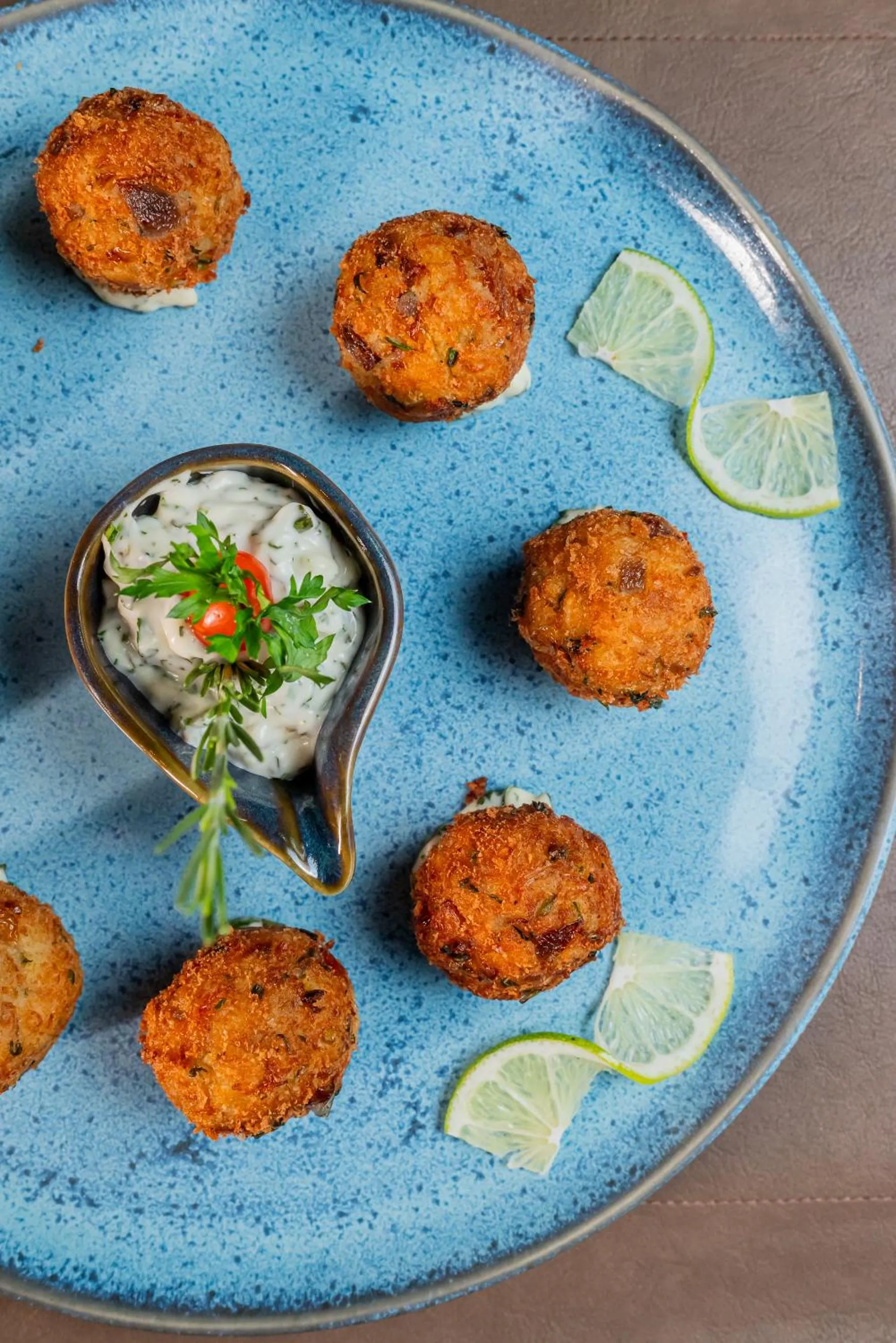 Restaurant/places to eat in Mercure Belem Boulevard