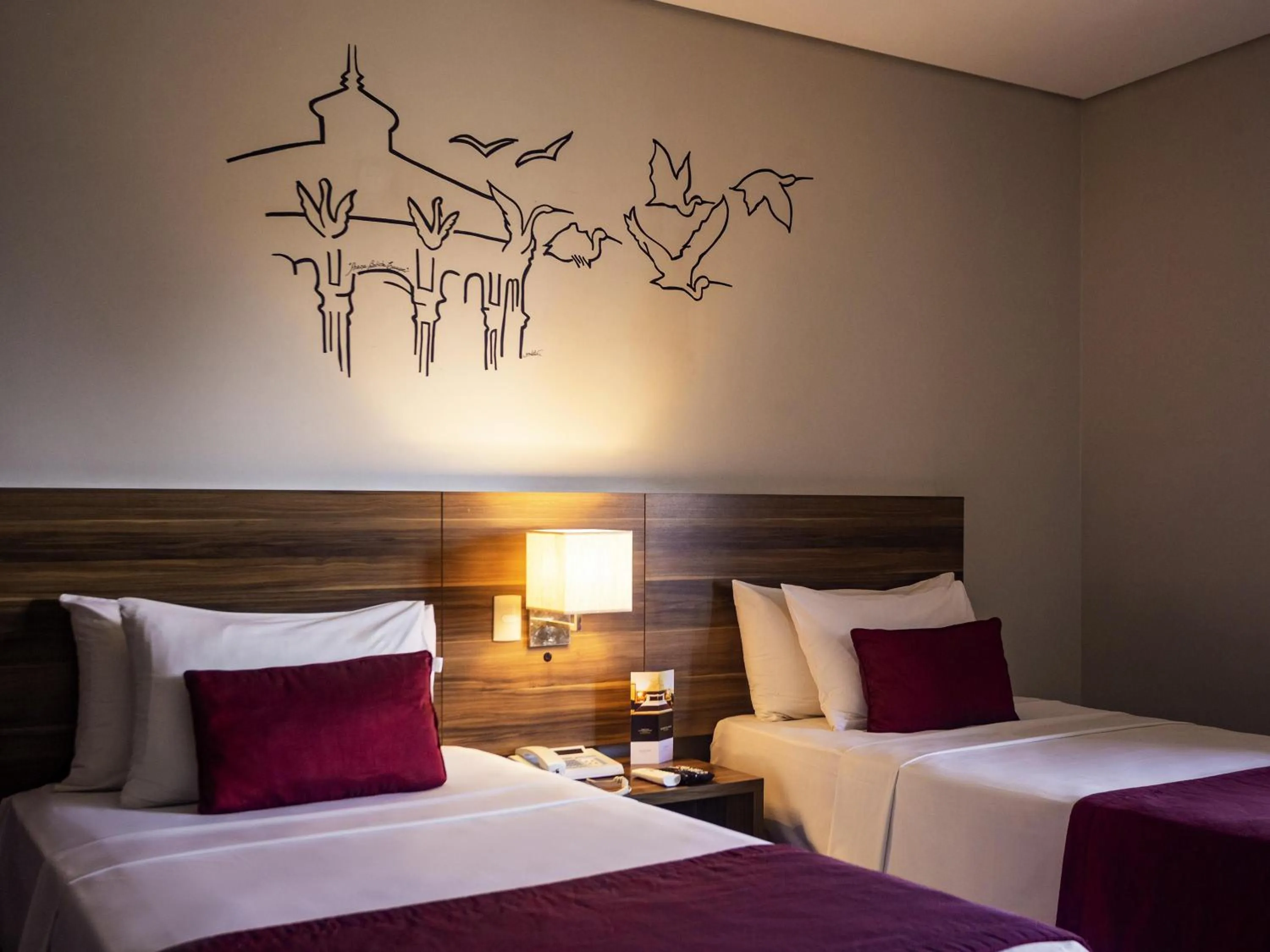 Bedroom, Bed in Mercure Belem Boulevard