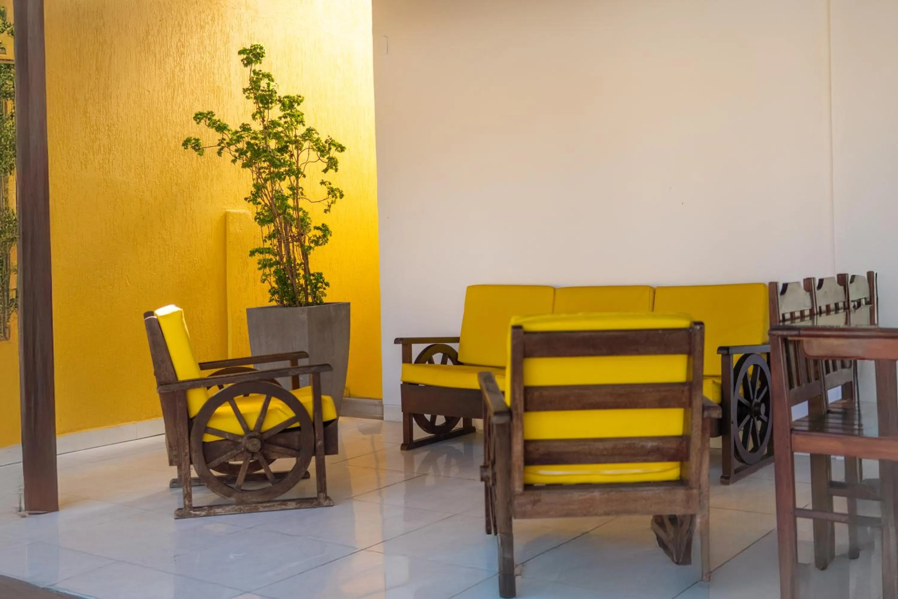 Area and facilities in Andimar Hotel