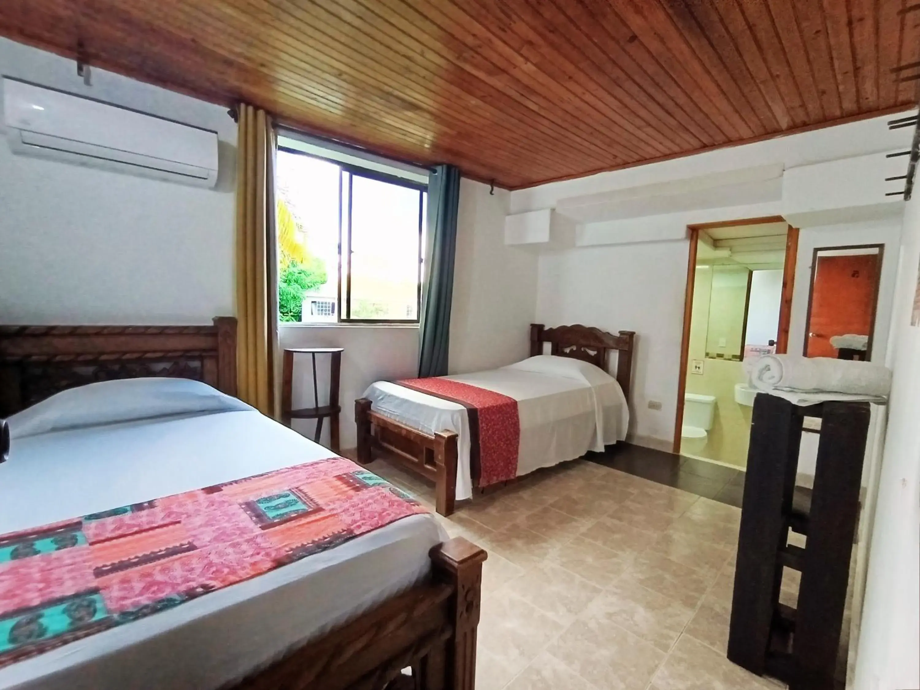 Twin Room with Private Bathroom in The Rock House Eco Twin Room with Private Bathroom in The Rock House Eco