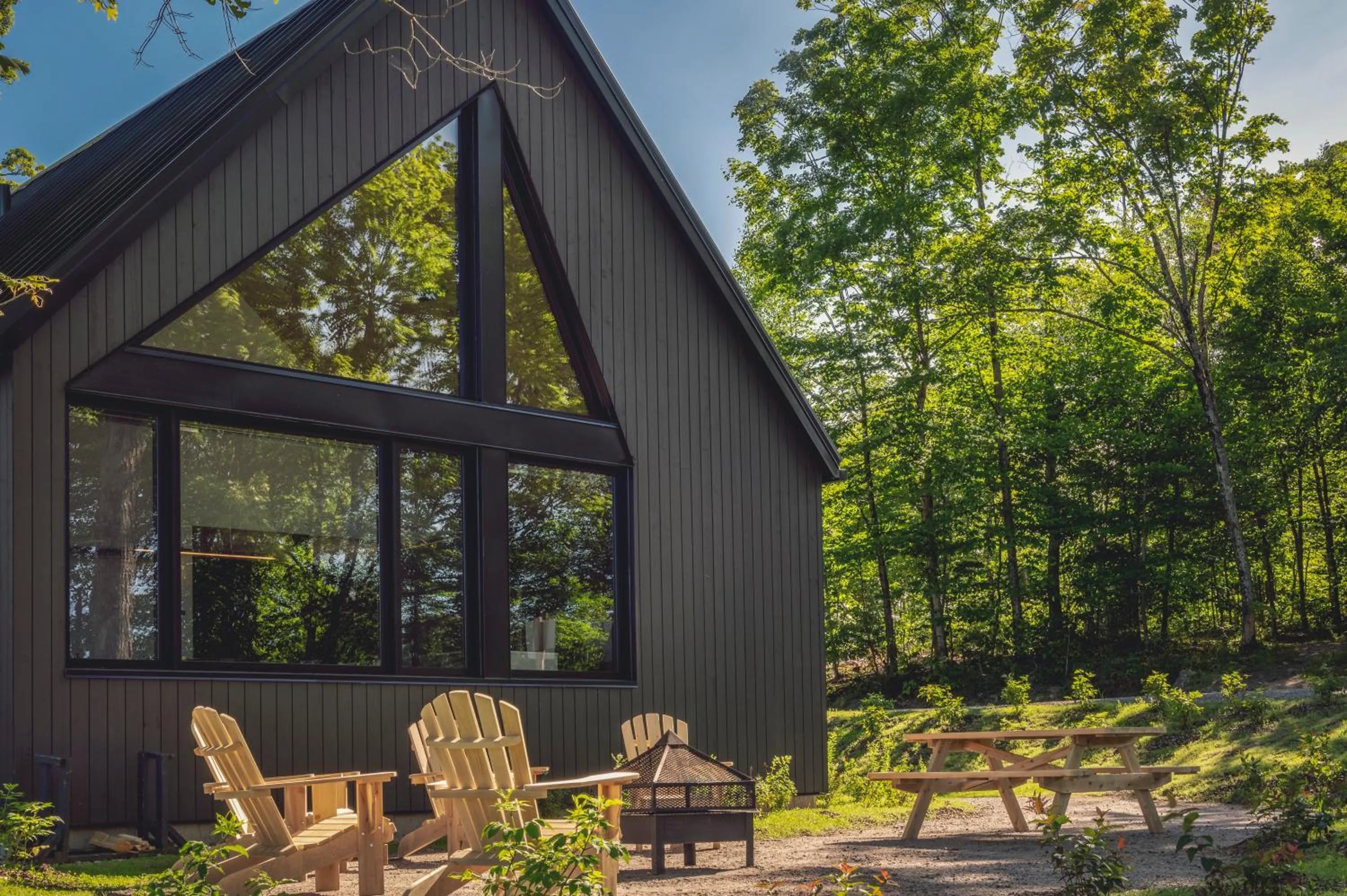 Facade/entrance in Station Touristique Duchesnay - Sepaq