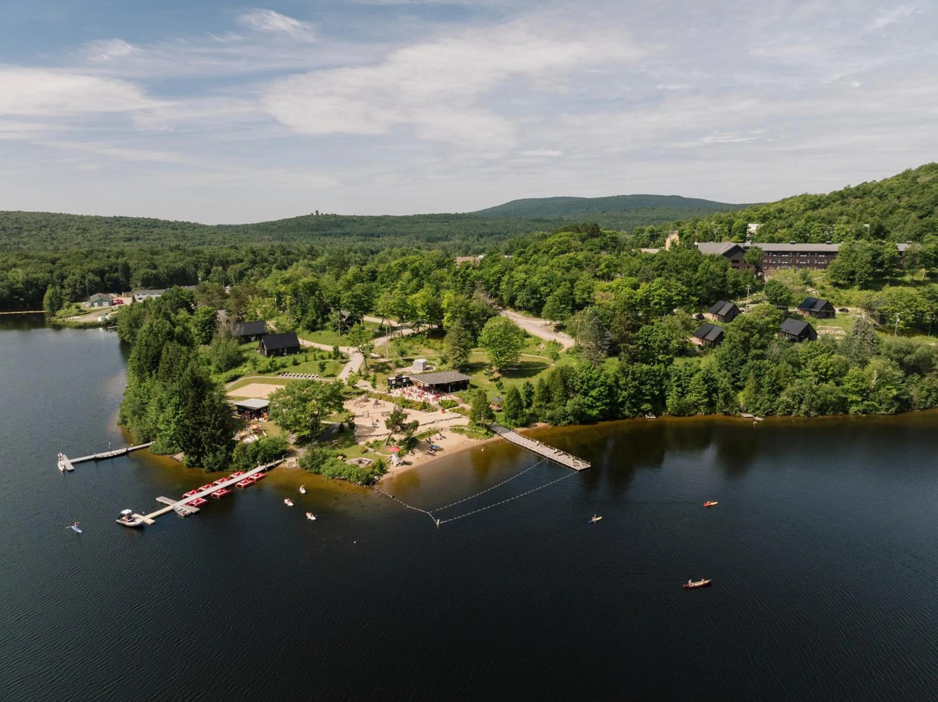 Property building in Station Touristique Duchesnay - Sepaq