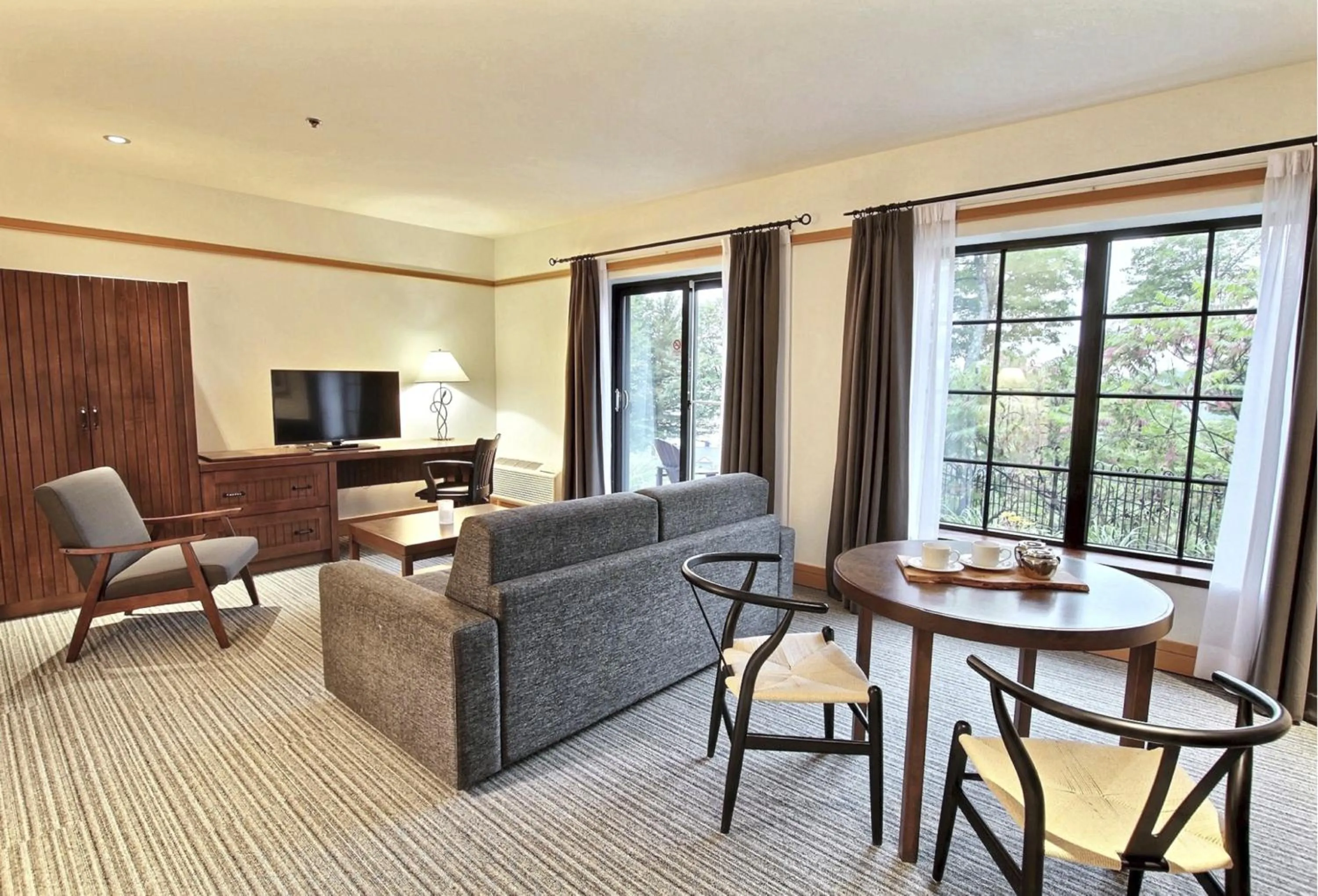 Living room in Station Touristique Duchesnay - Sepaq