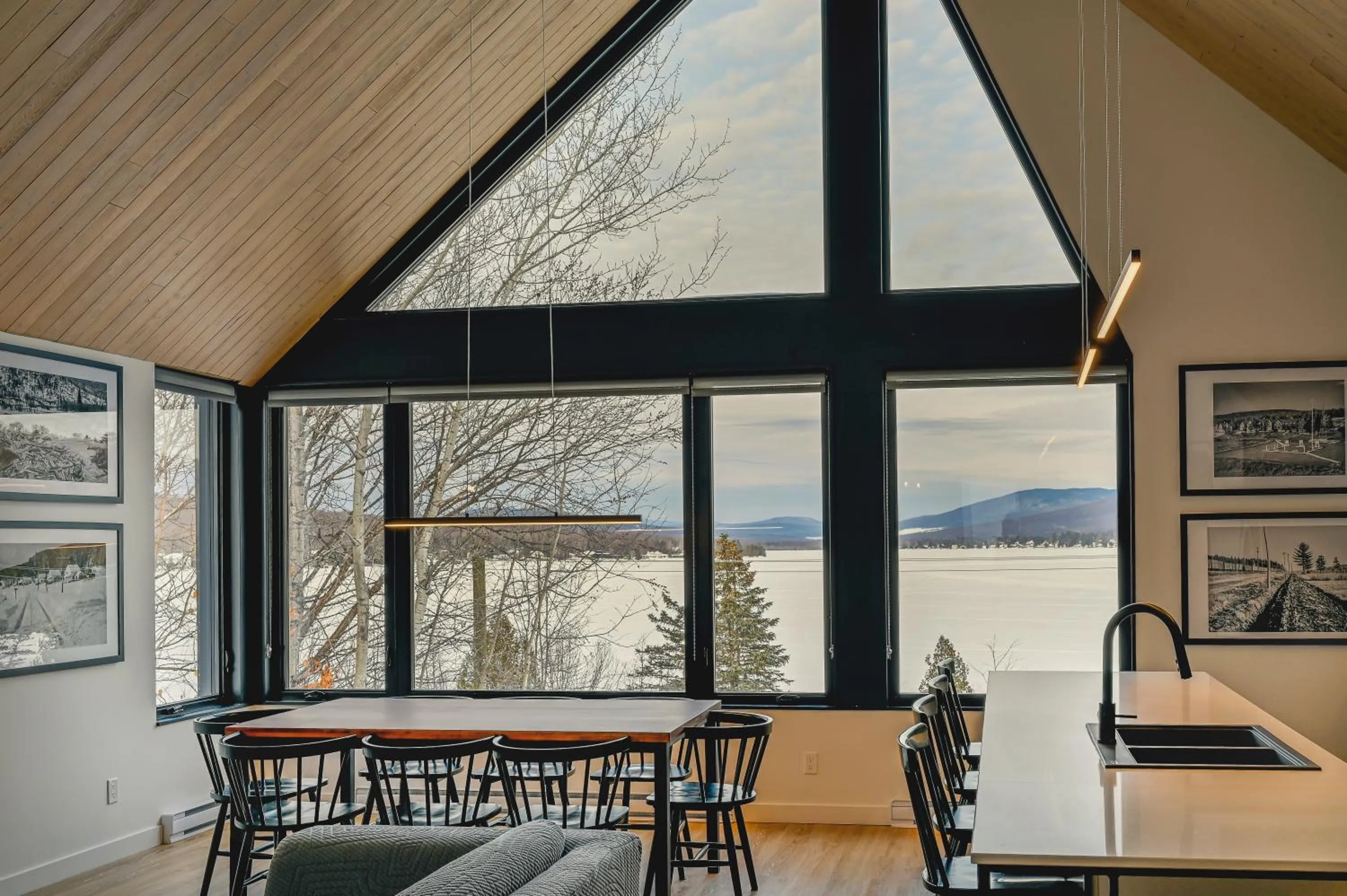 Dining area in Station Touristique Duchesnay - Sepaq