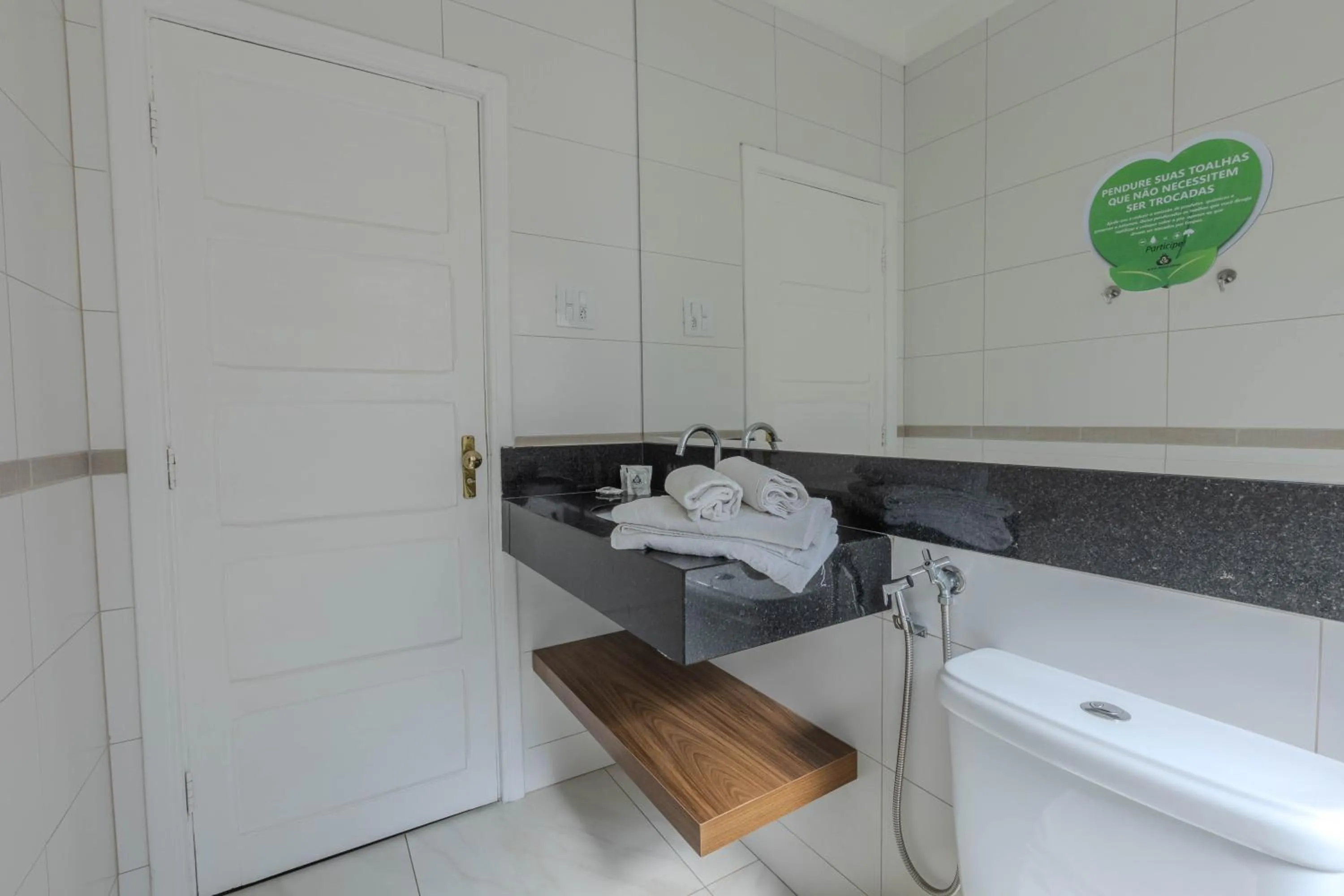 Bathroom in Hotel Minas Gerais