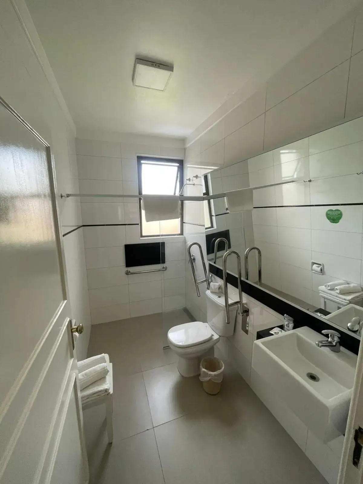 Twin Room - single occupancy - Disability Access in Hotel Minas Gerais Twin Room - single occupancy - Disability Access in Hotel Minas Gerais