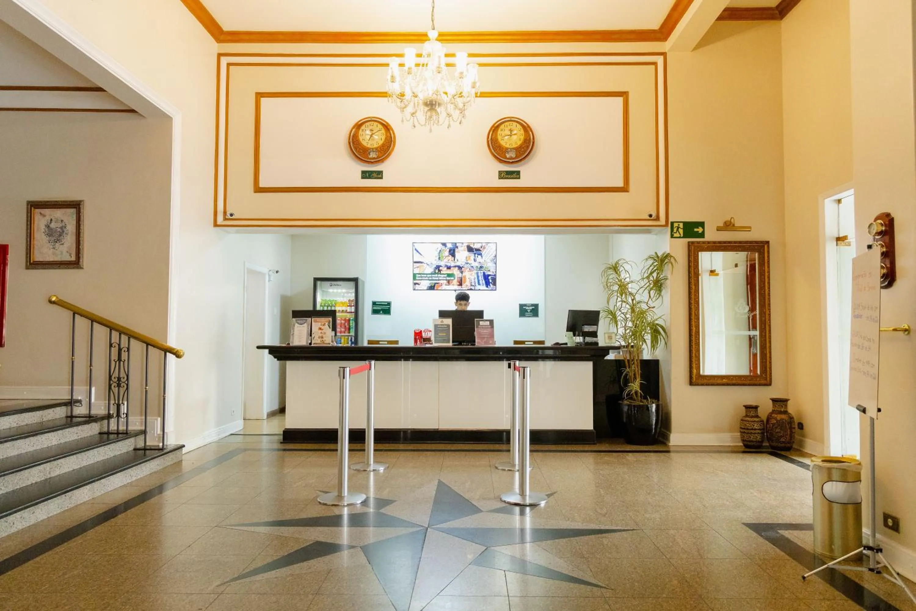 Lobby or reception in Hotel Minas Gerais