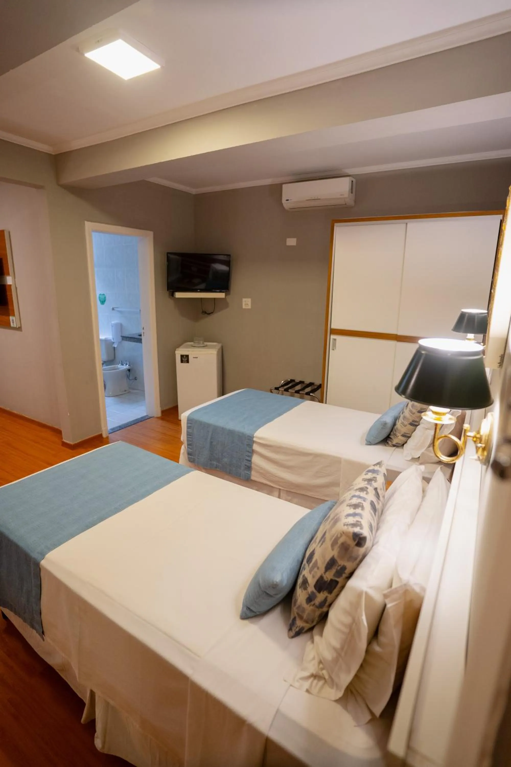 Photo of the whole room, Bed in Hotel Minas Gerais