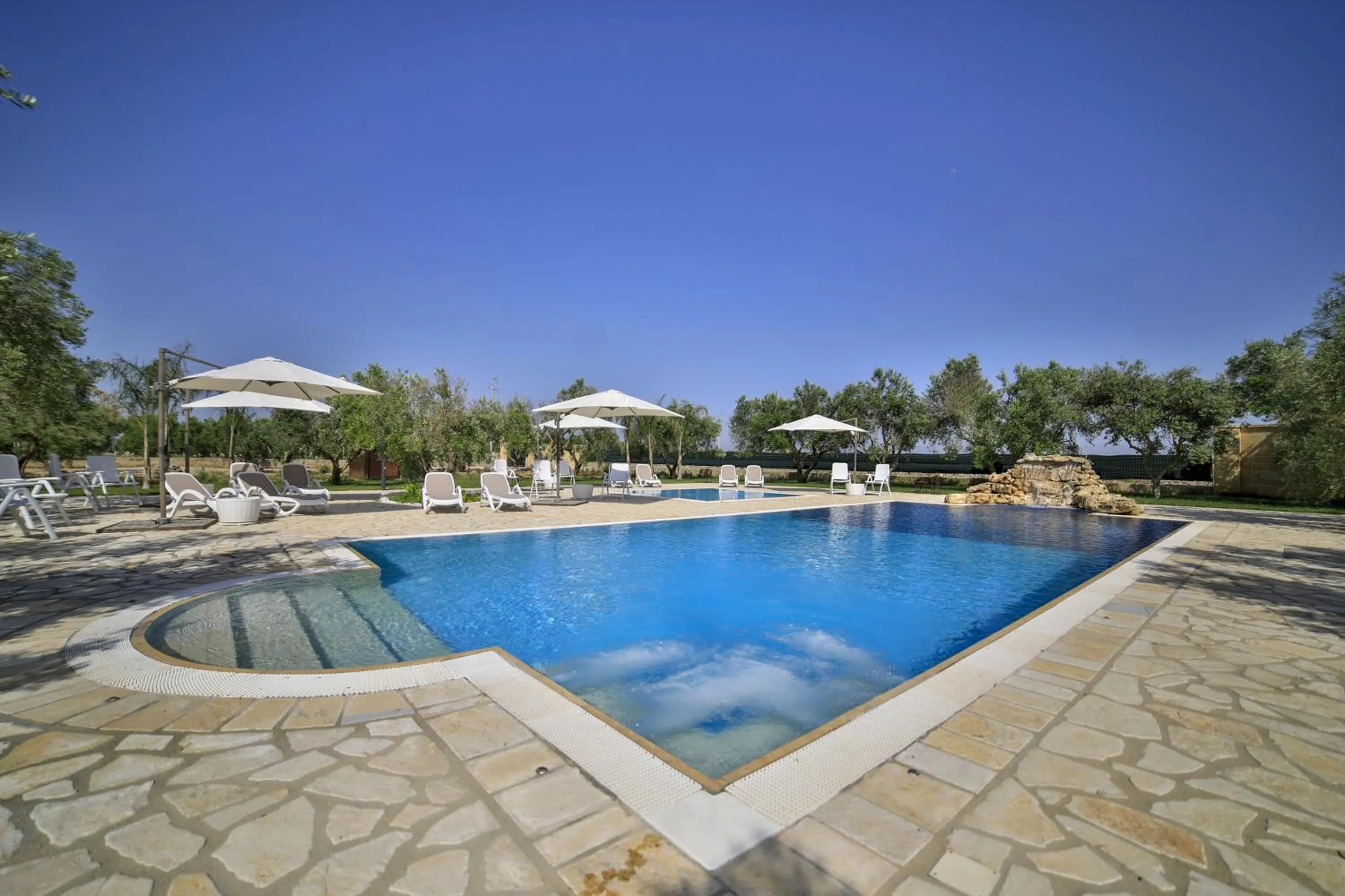 Swimming pool in Terra dei Sogni