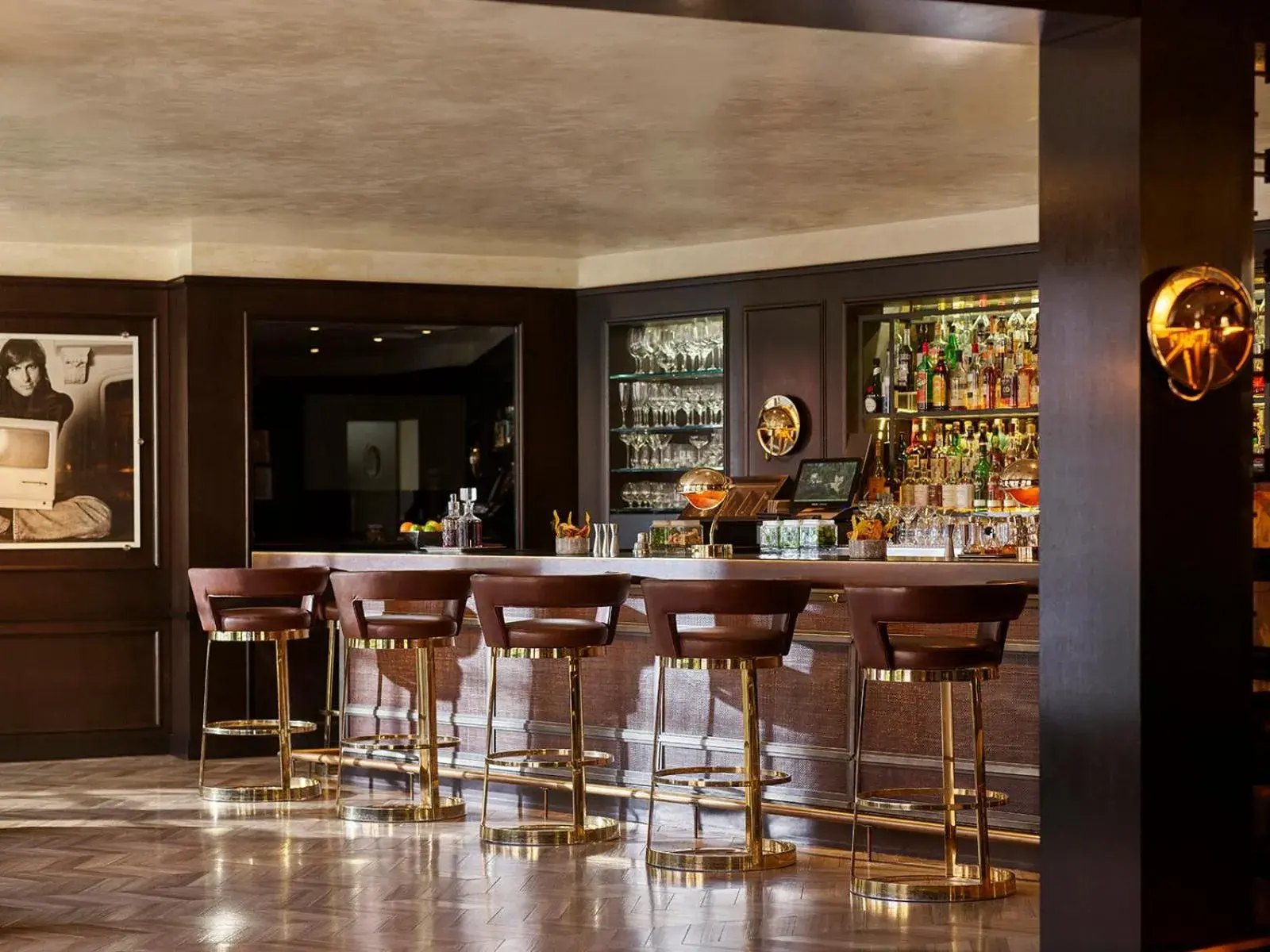 Lounge or bar in Hotel Bel-Air - Dorchester Collection Lounge or bar in Hotel Bel-Air - Dorchester Collection
