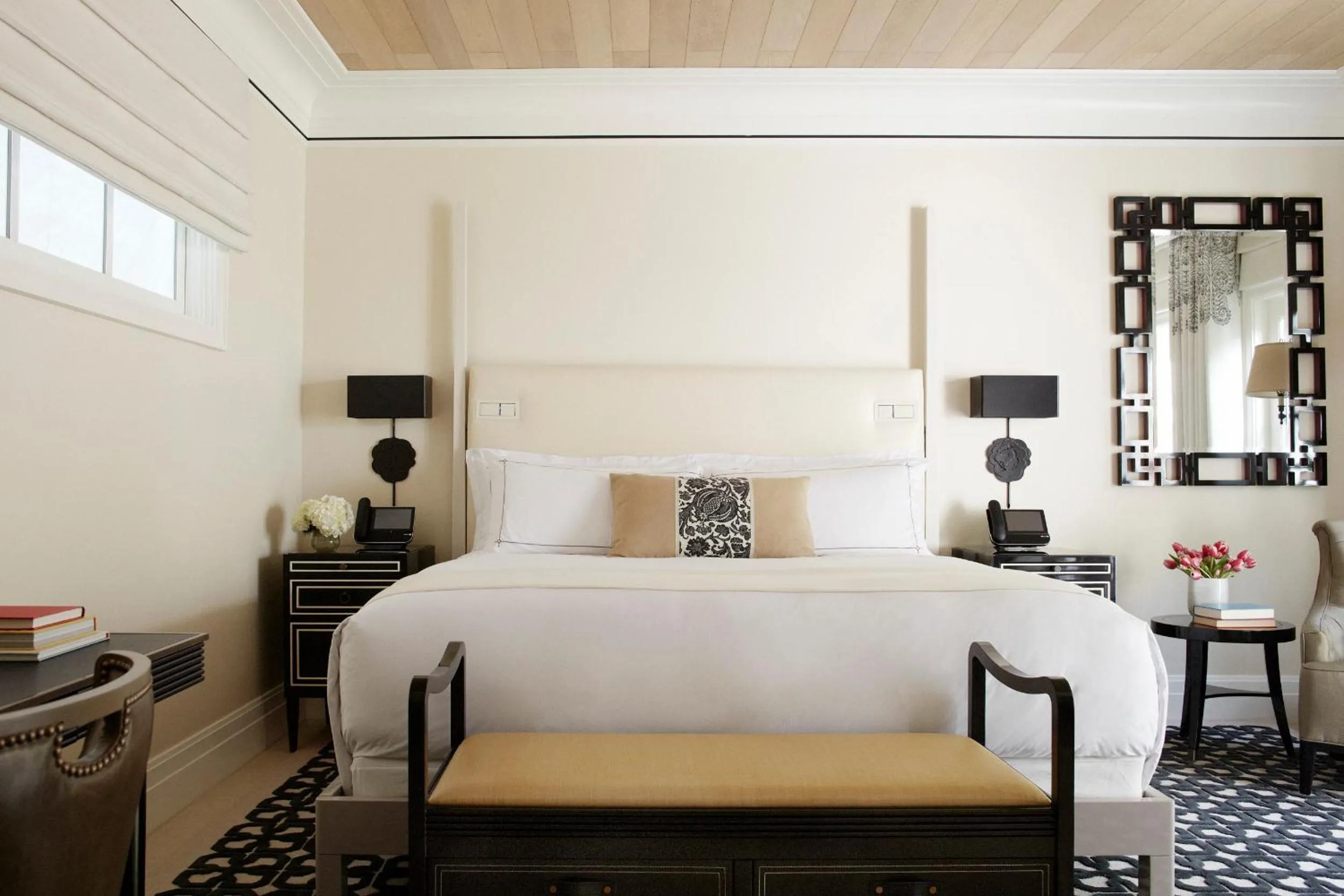 Bed in Hotel Bel-Air - Dorchester Collection