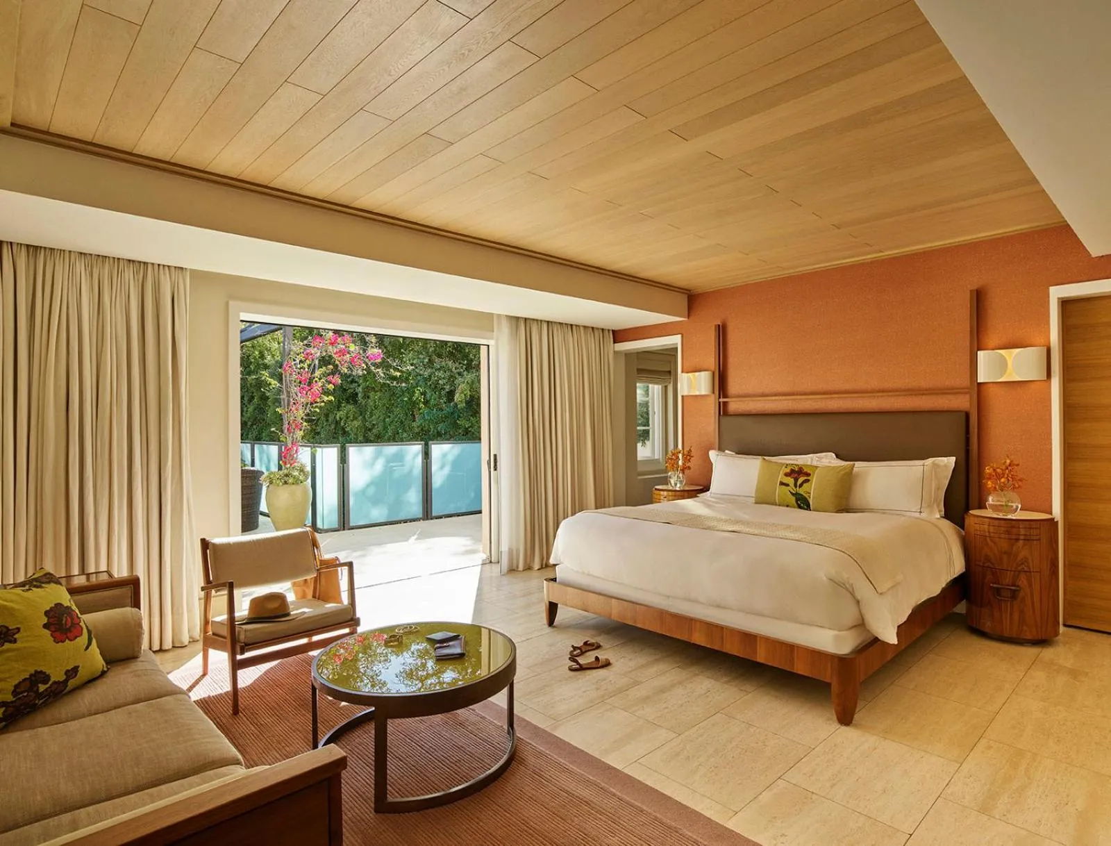 Photo of the whole room, Bed in Hotel Bel-Air - Dorchester Collection