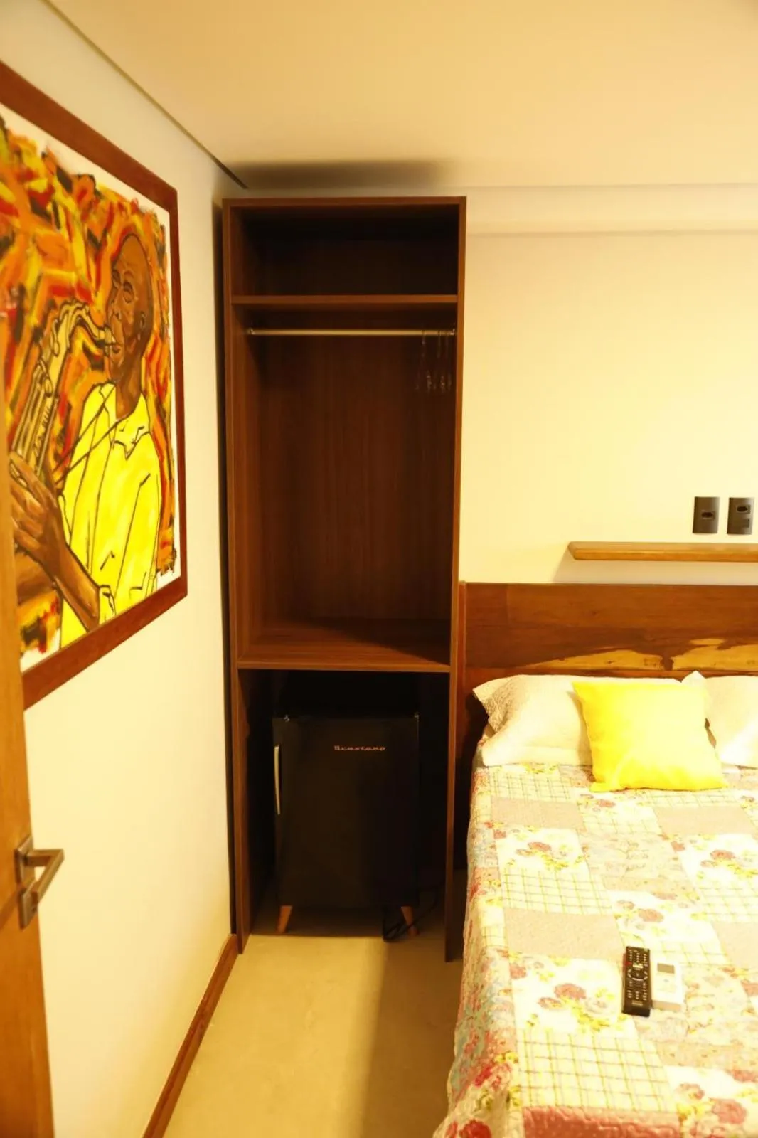 oven, Bed in Hospedaria D'Maria