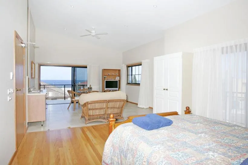 Photo of the whole room, Bed in Lavender House Bed & Breakfast