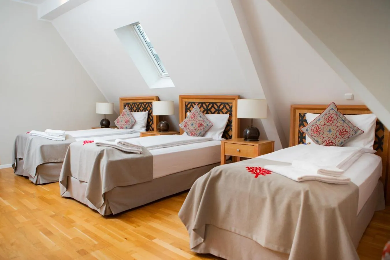 Bed in Hotel Altes Fährhaus