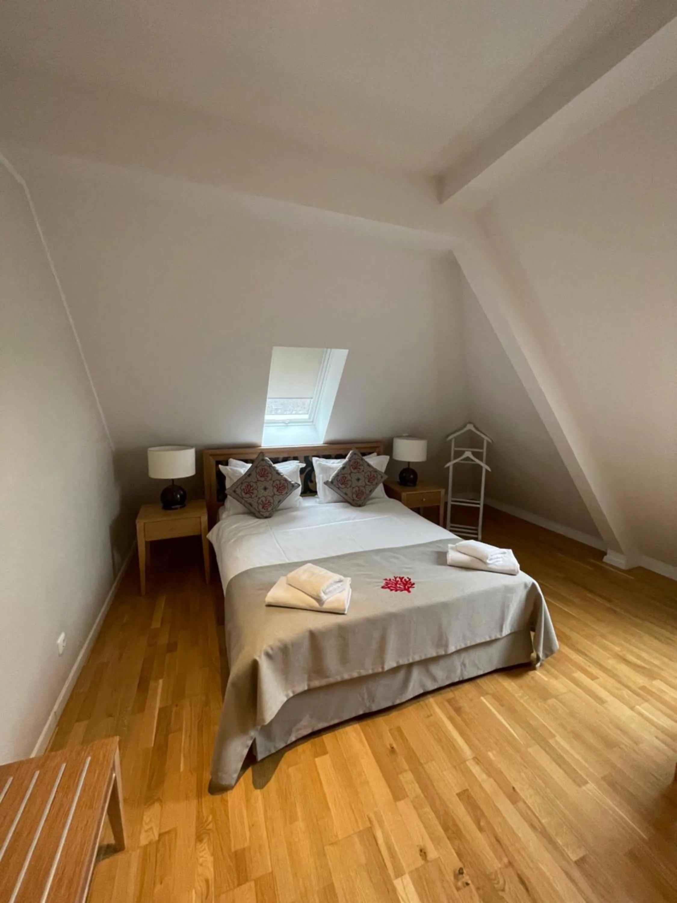 Bed in Hotel Altes Fährhaus