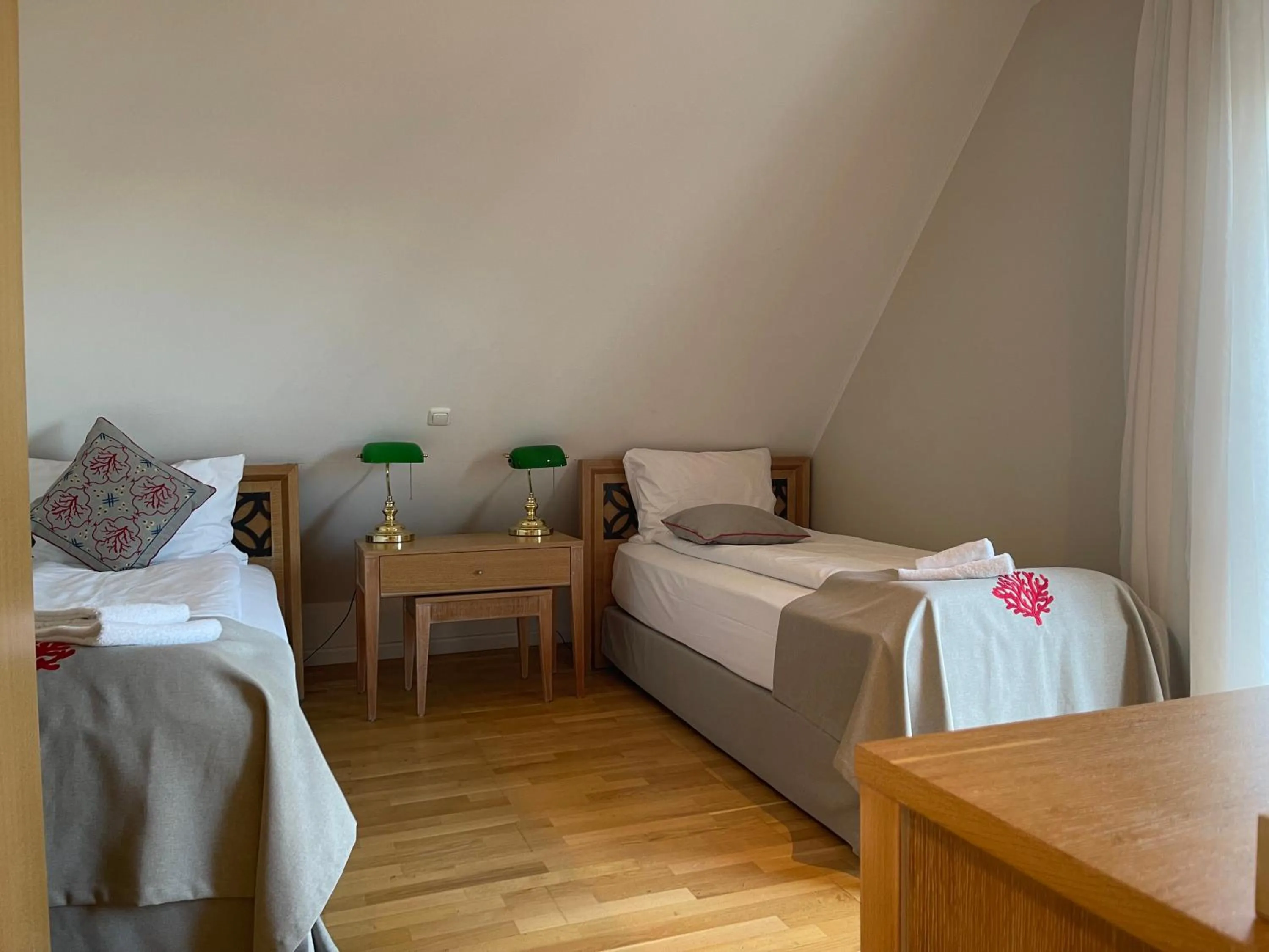 Bed in Hotel Altes Fährhaus