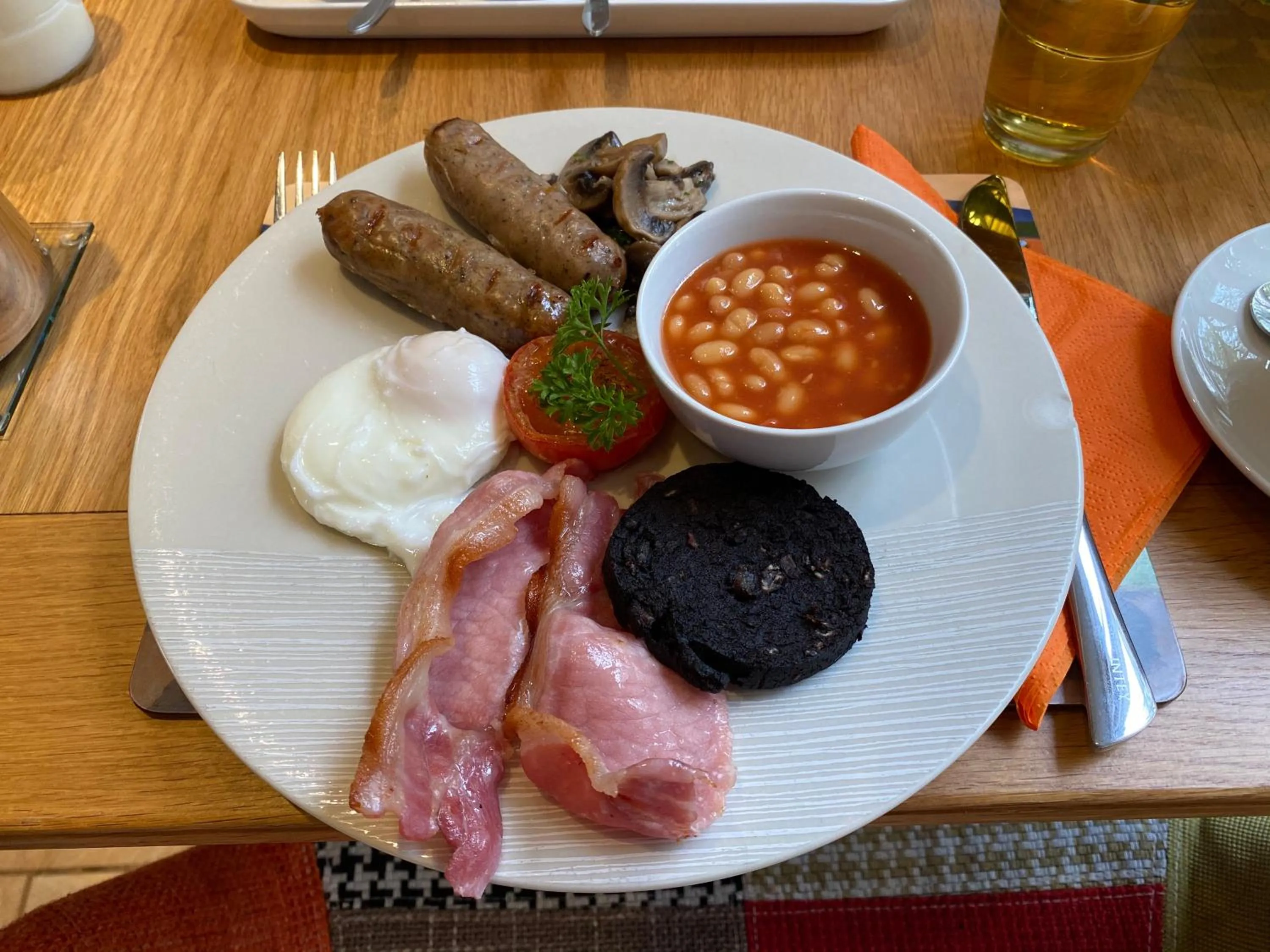 Breakfast in Broad Croft House