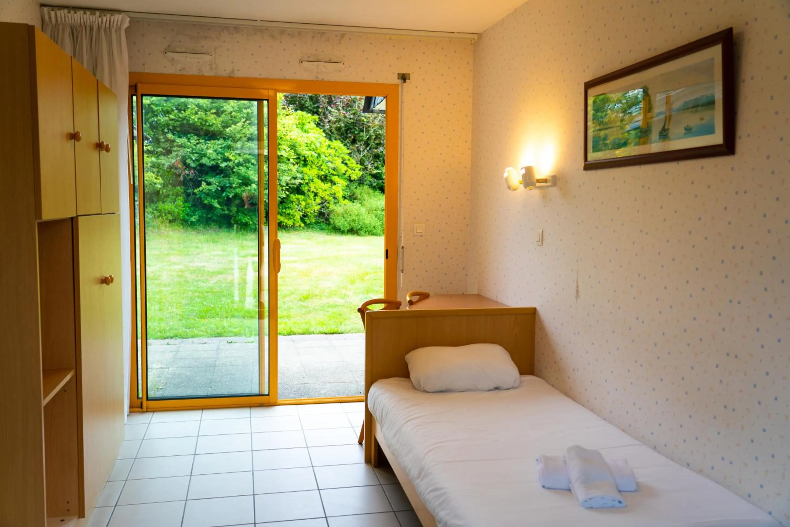 Bed in Azureva Club Tregunc