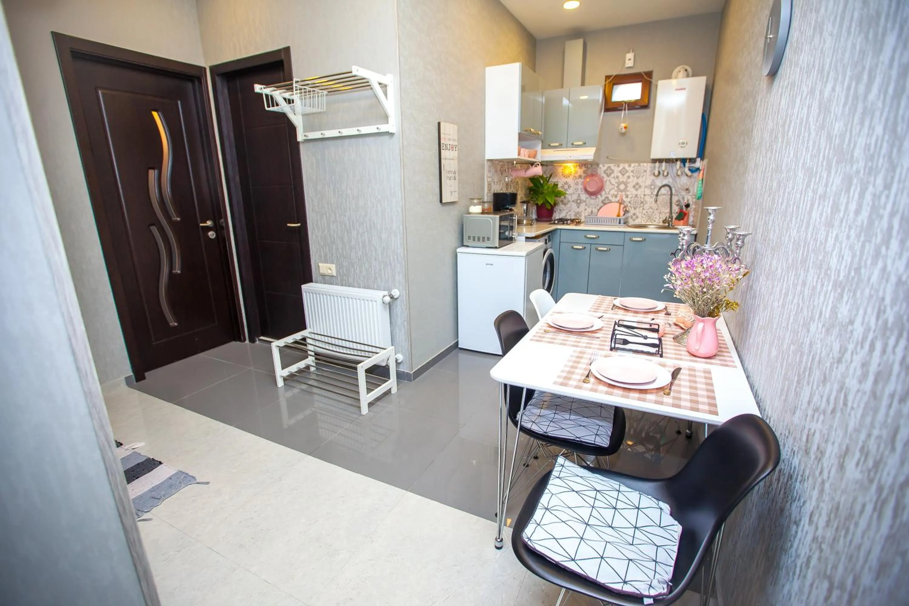 Dining area in Lebu Apartment TBS