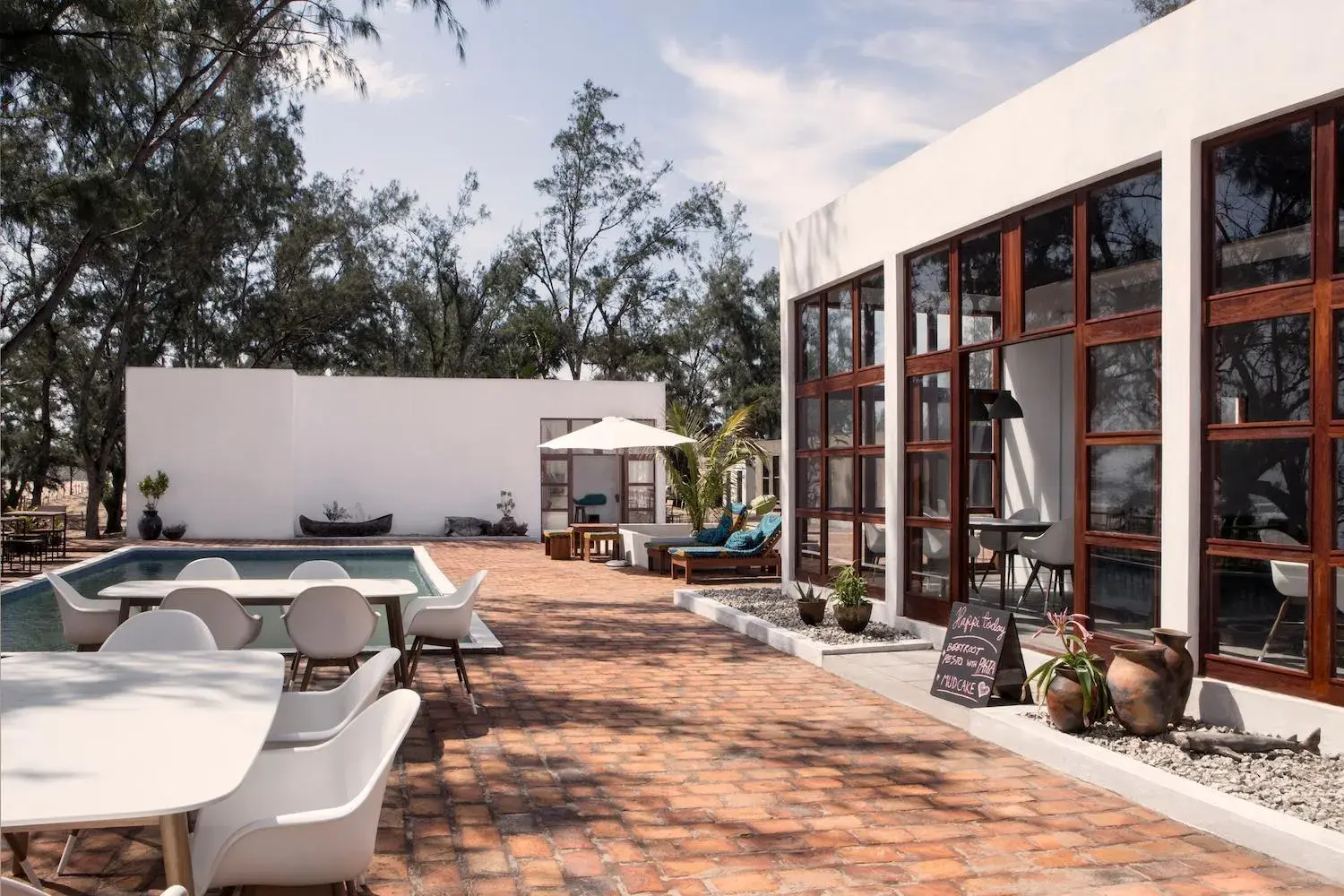 Bungalow - Beach Front in Liquid Dive Adventures Bungalow - Beach Front in Liquid Dive Adventures