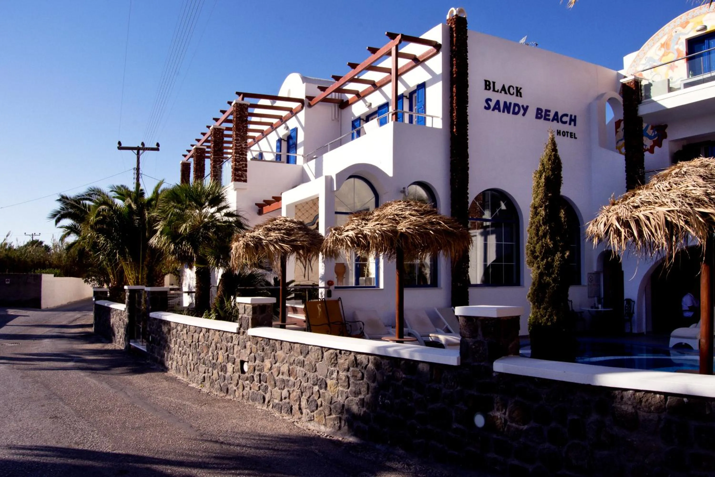 Property building in Black Sandy Beach