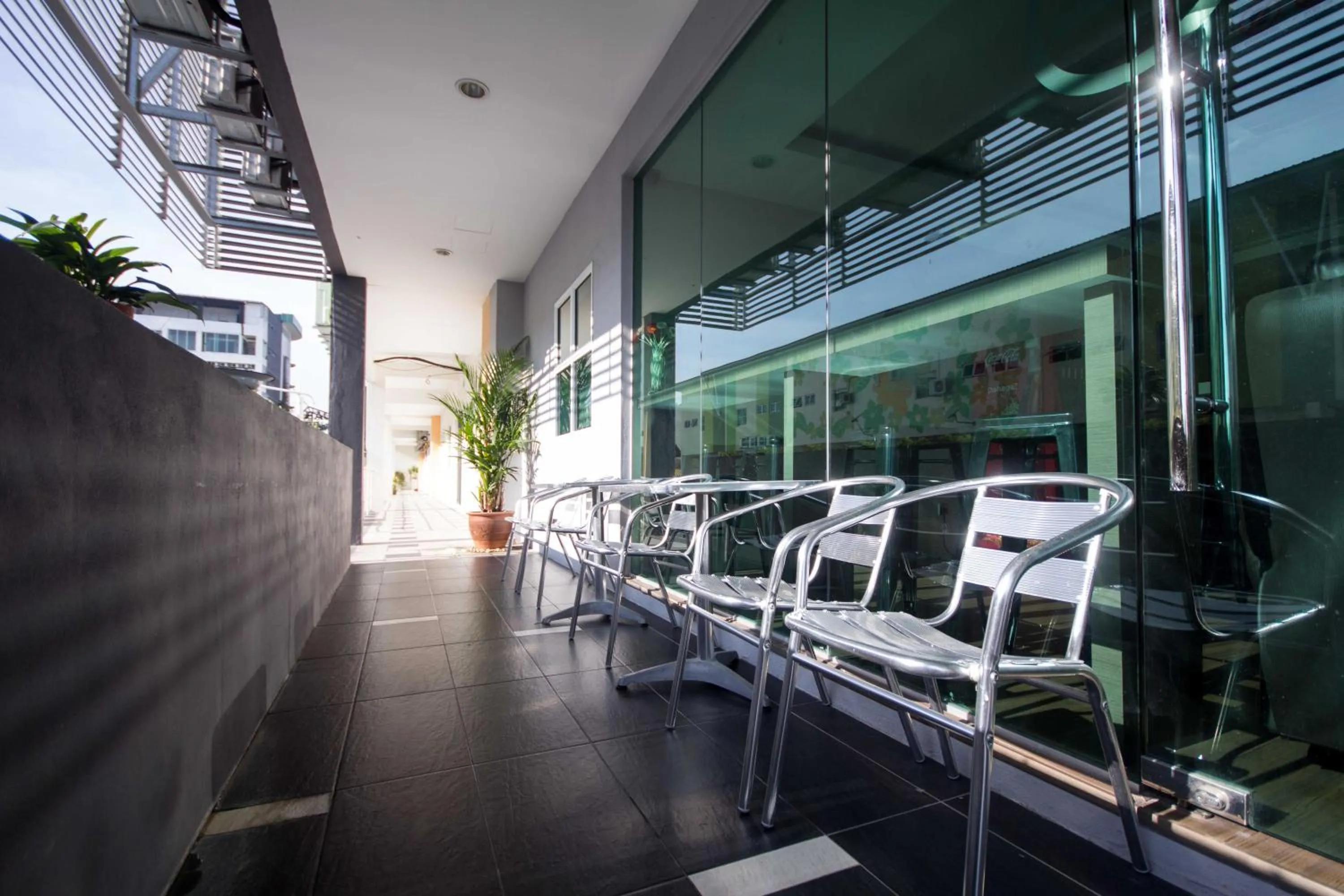 Seating area in Chariton Hotel Ipoh