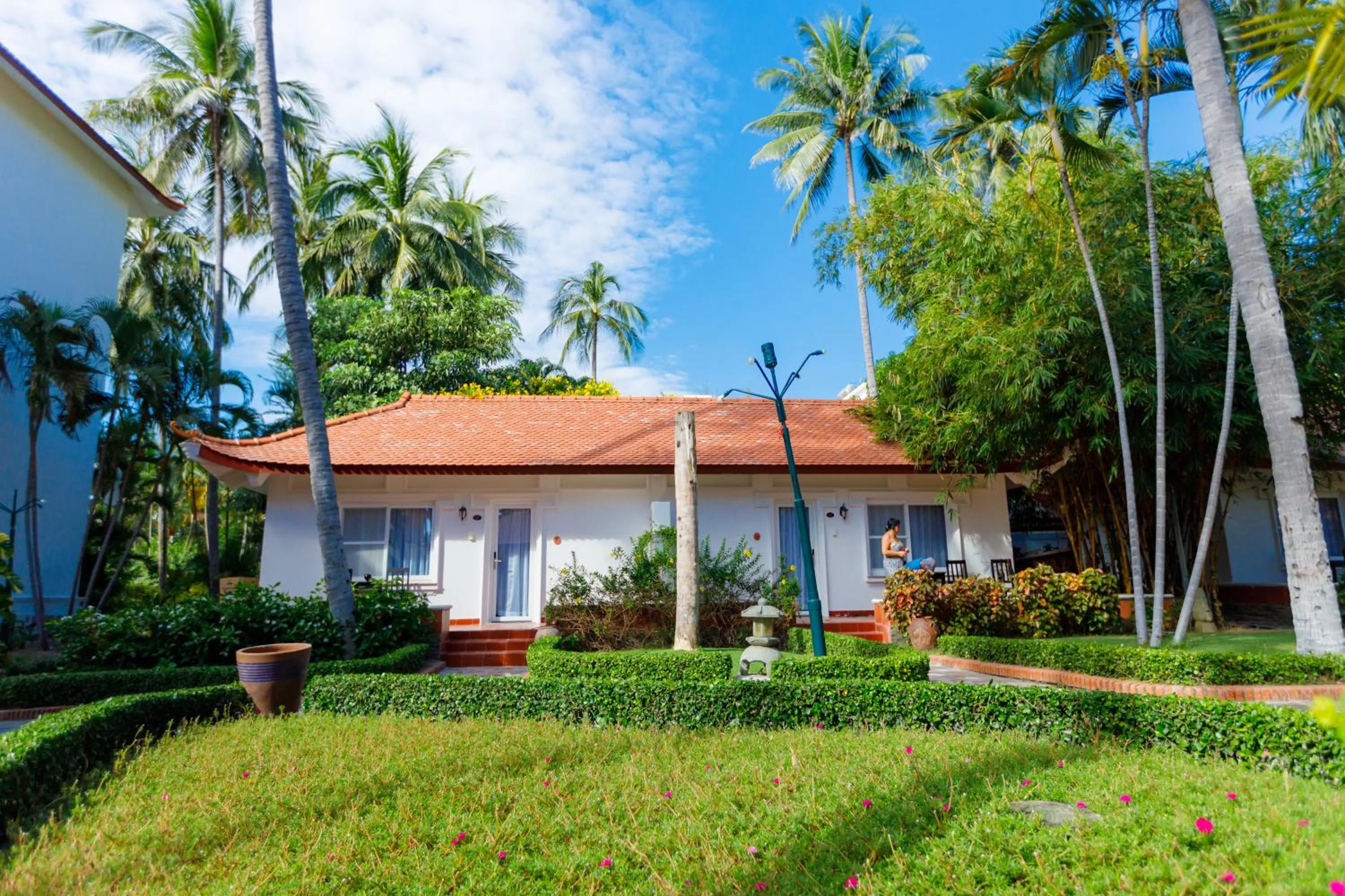 Le Aqua Resort & Spa Phan Thiet - Swiss Village Resort & Spa