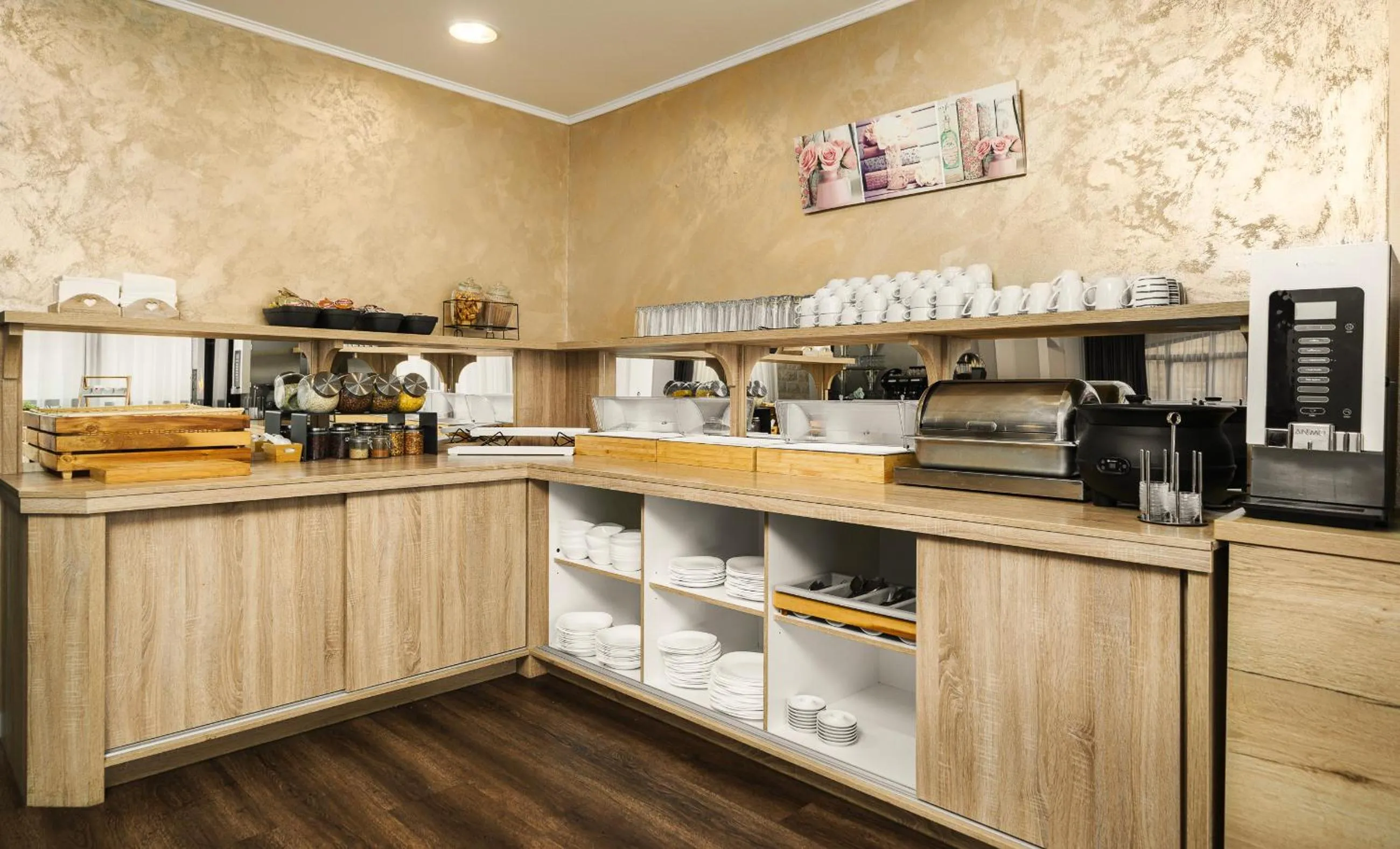 Breakfast in Hotel Stella Maris - Style & Comfort