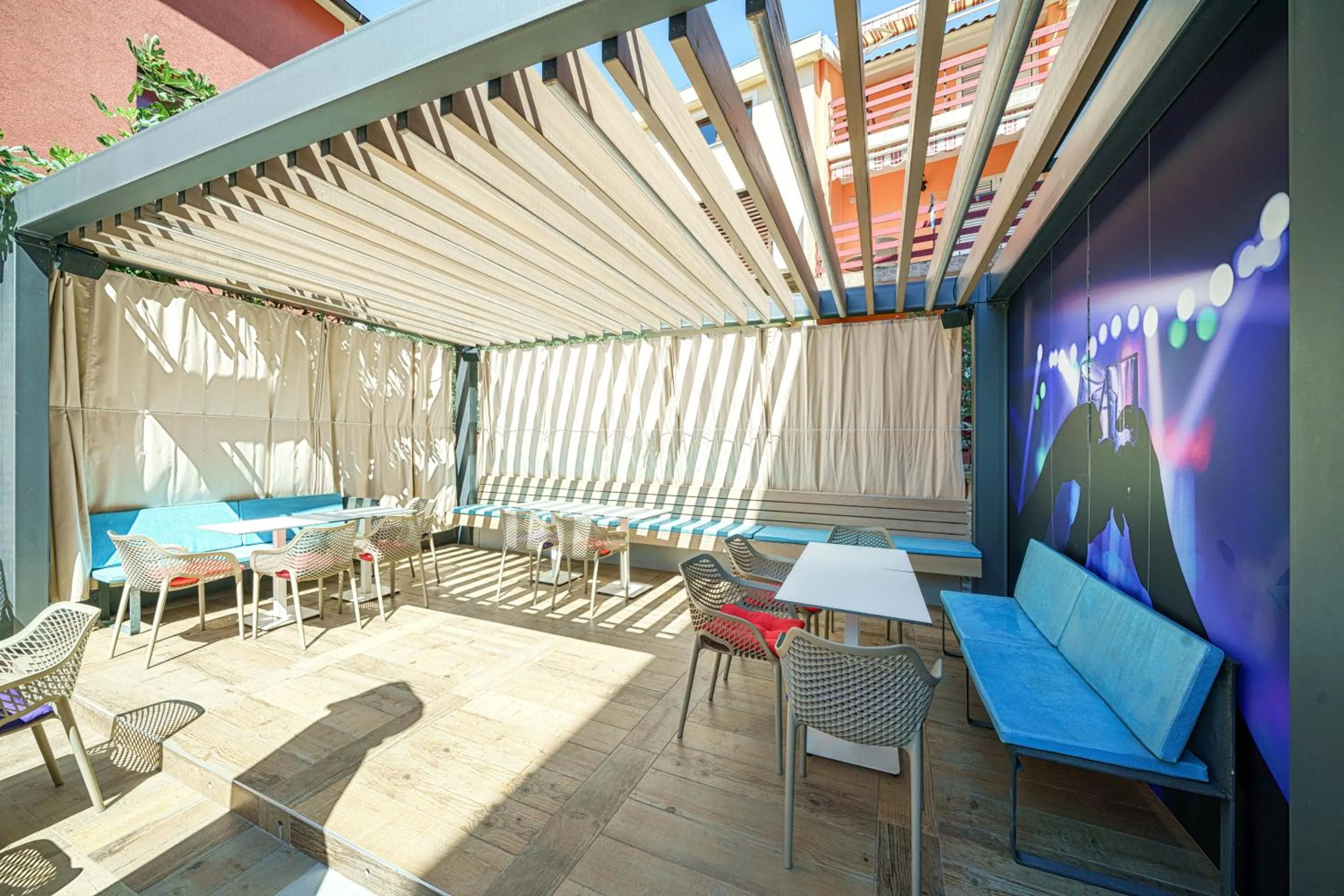 Lounge or bar in Hotel Stella Maris - Style & Comfort