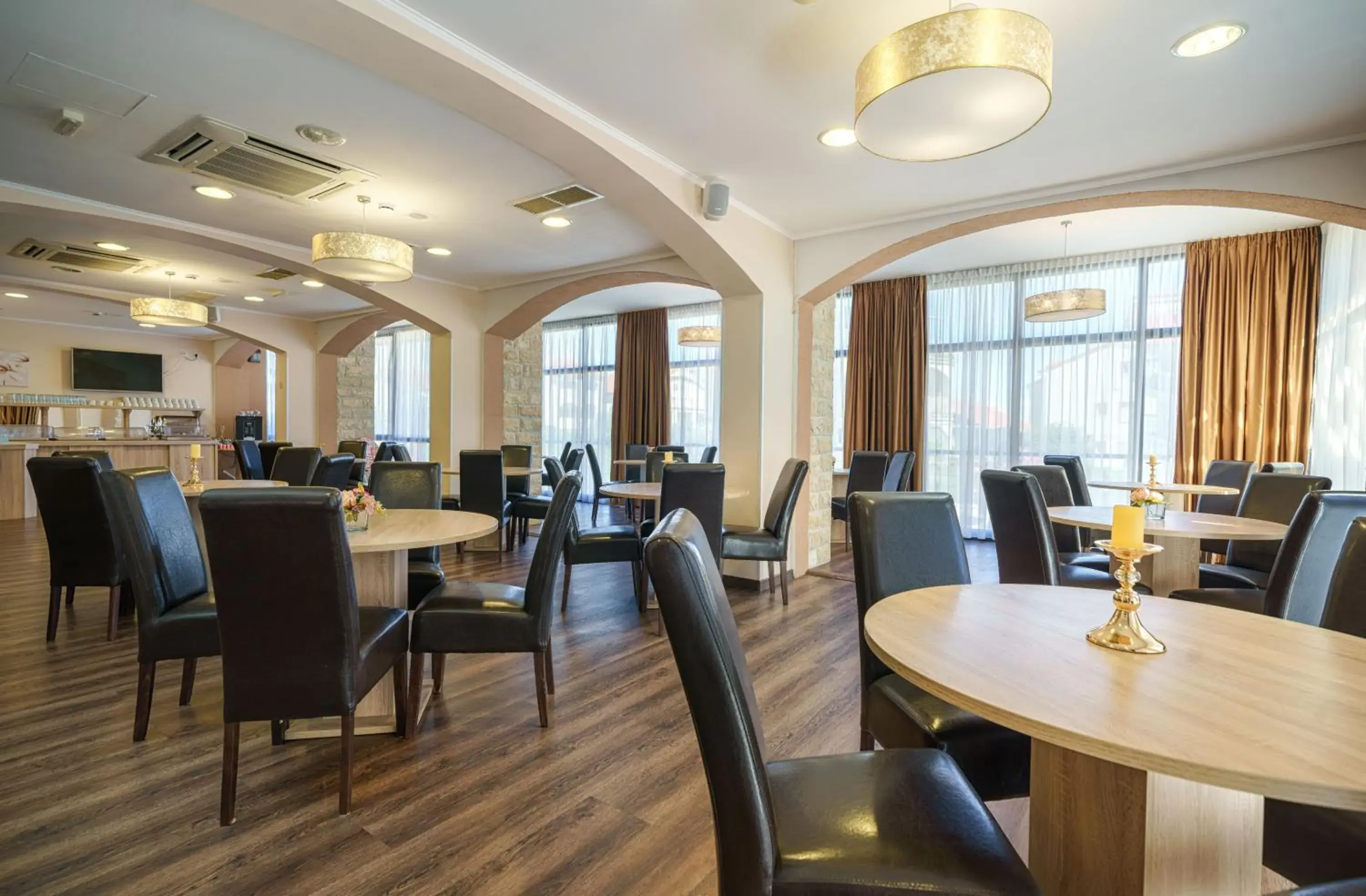 Restaurant/places to eat in Hotel Stella Maris - Style & Comfort Restaurant/places to eat in Hotel Stella Maris - Style & Comfort