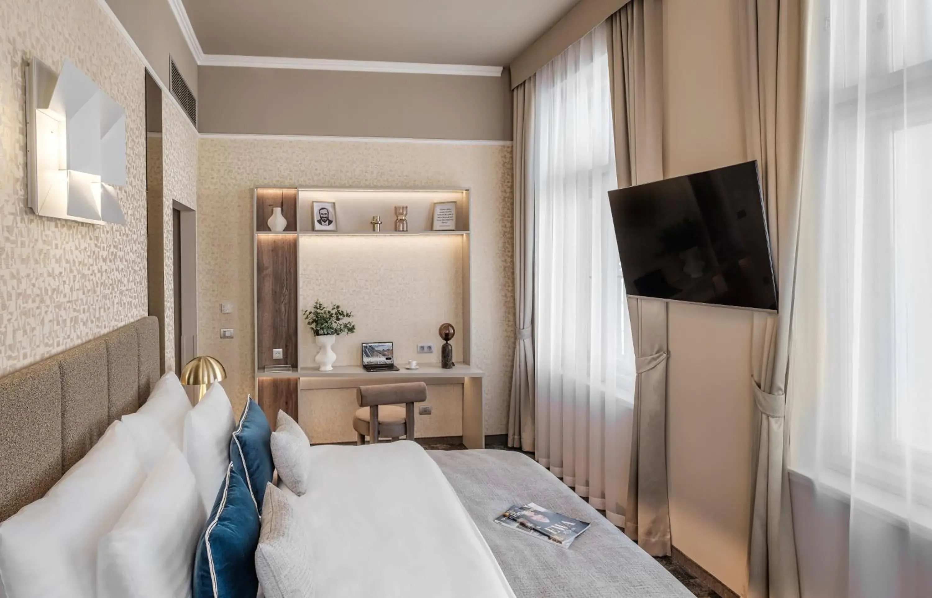 TV and multimedia, Bed in Hotel Sovereign Prague