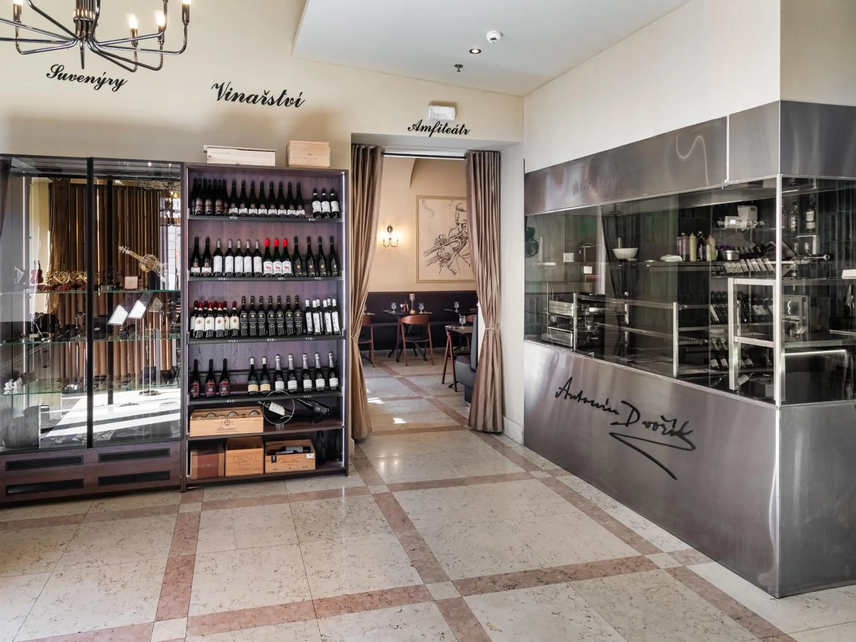 Lounge or bar in Maestro by Adrez Lounge or bar in Maestro by Adrez