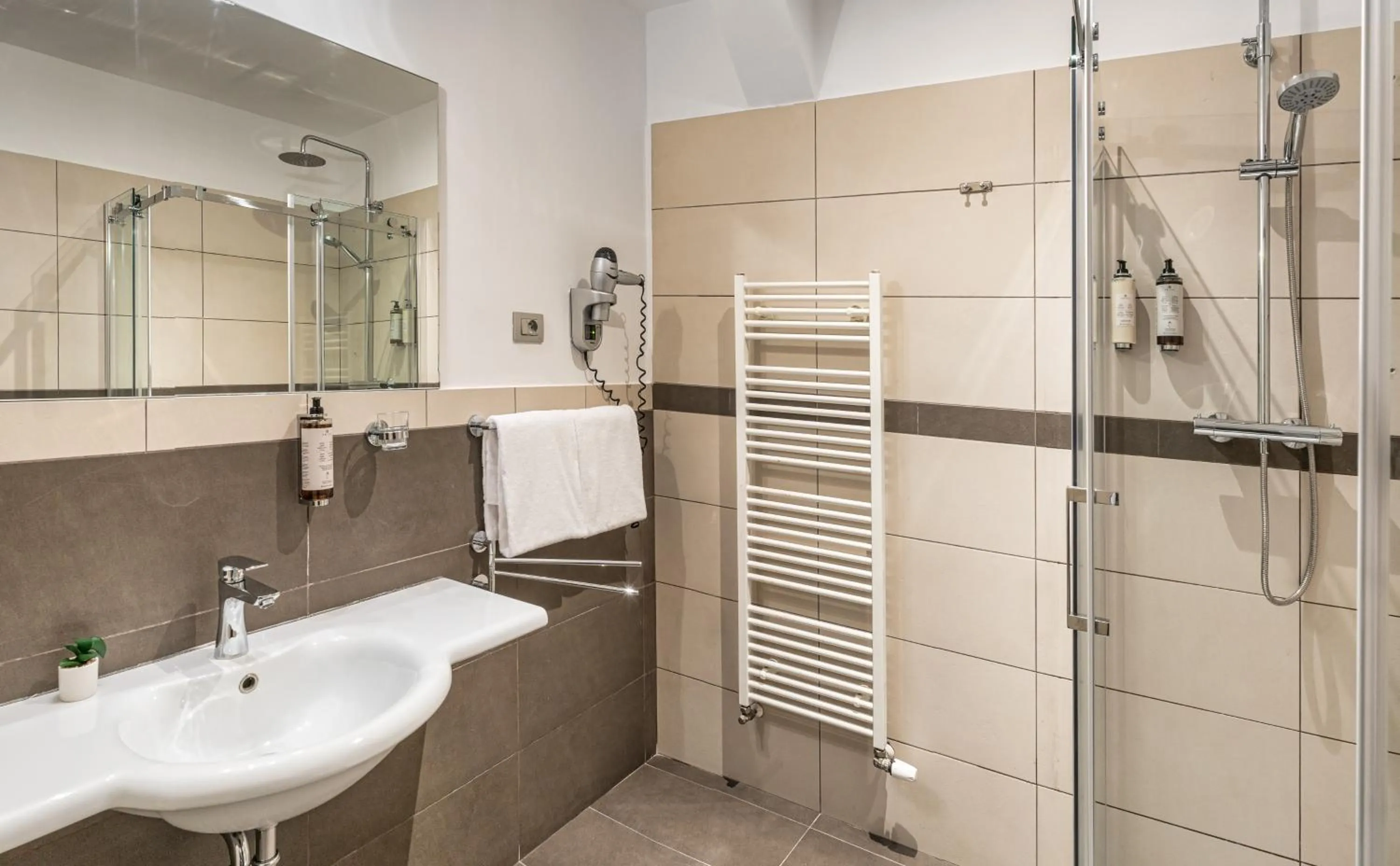 Bathroom in Hotel Sovereign Prague