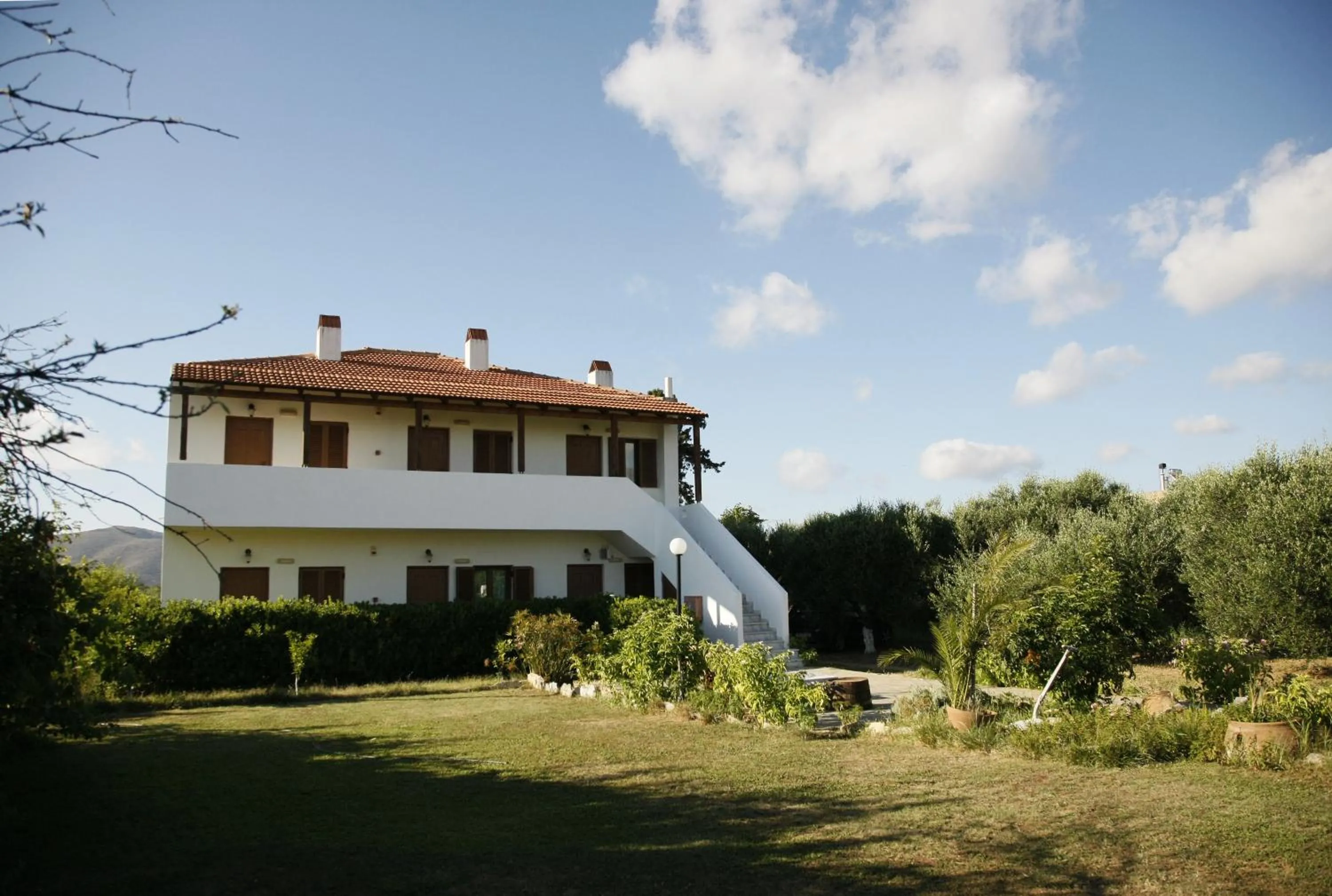 Area and facilities in Kalliopi Hotel