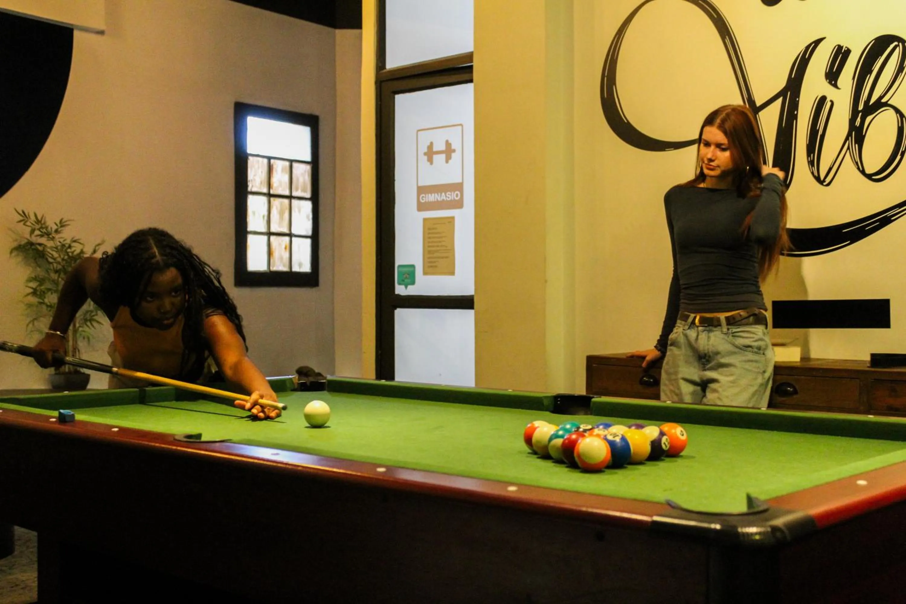 People in Hostel Boutique Merced 88