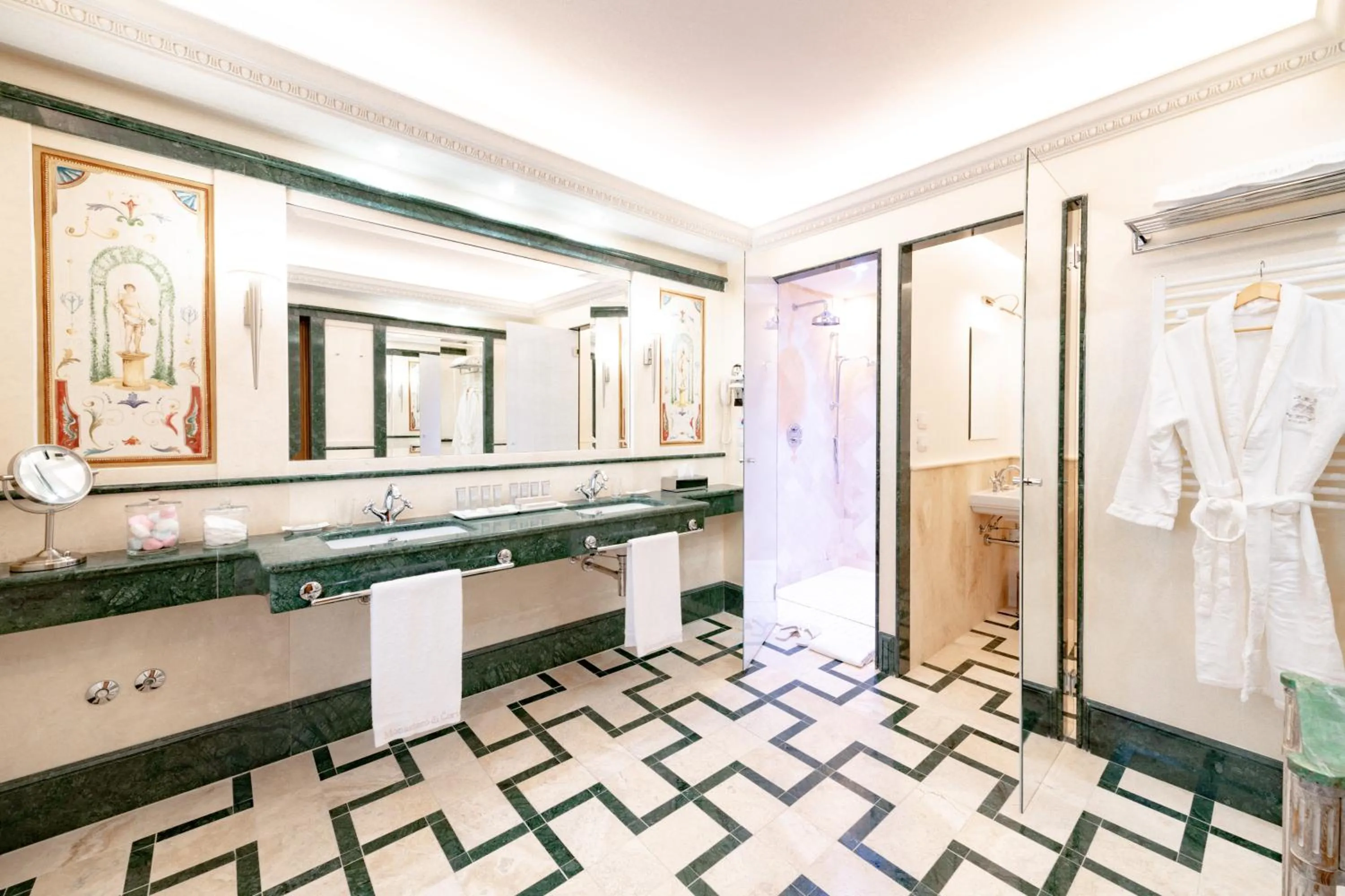 Bathroom in Monastero di Cortona Hotel & Spa