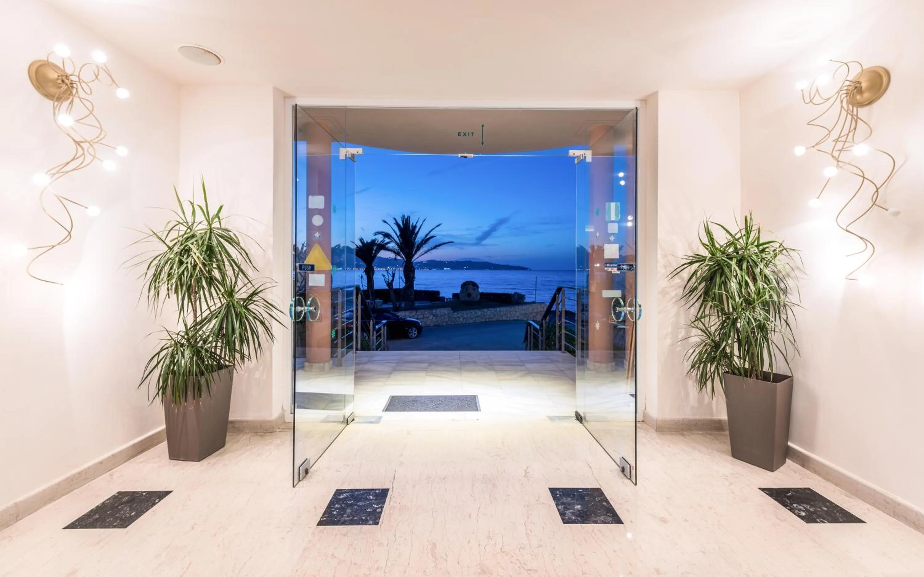 Lobby or reception in Xenos Kamara Beach