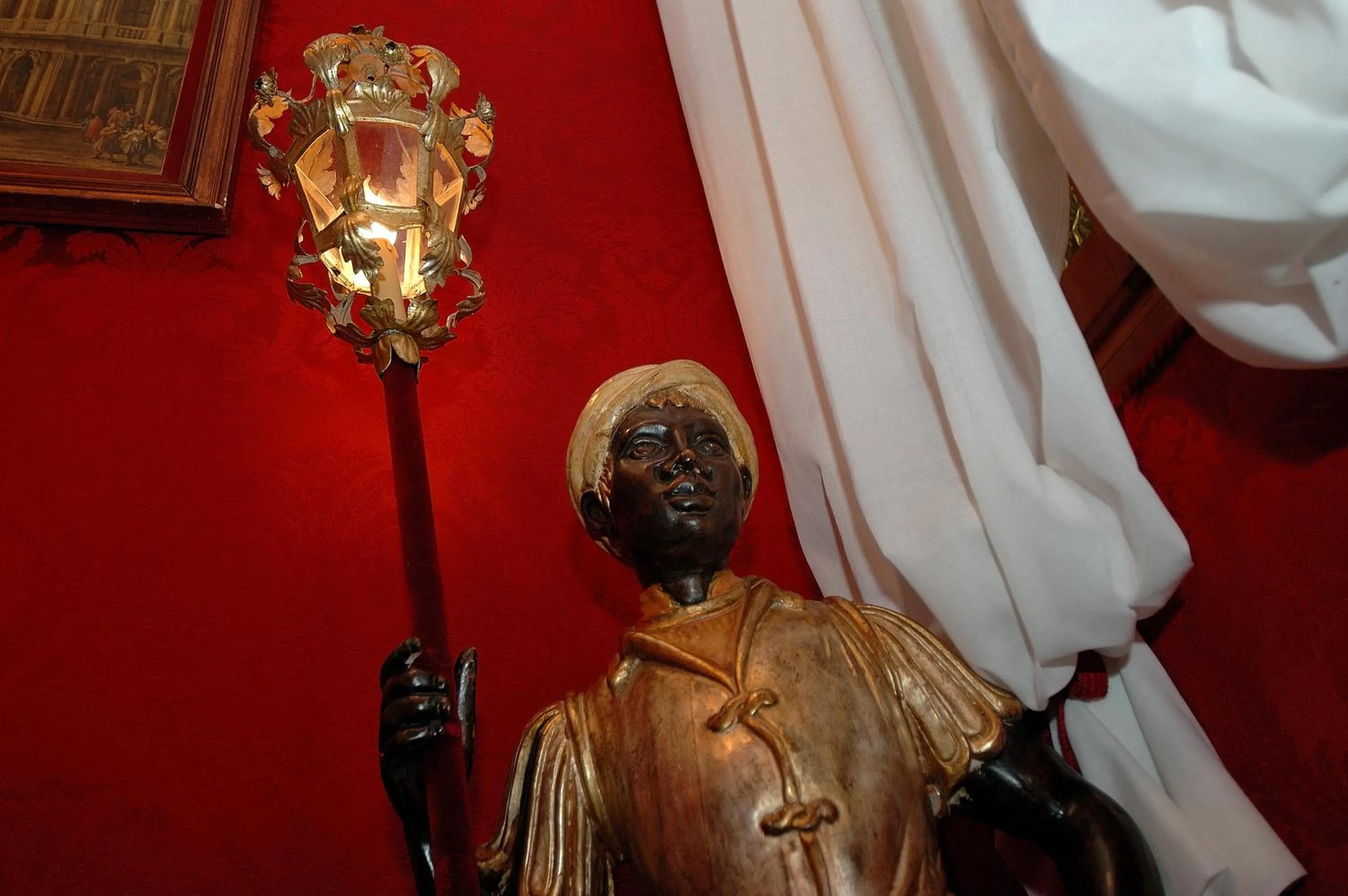 Decorative detail in Residenza La Loggia