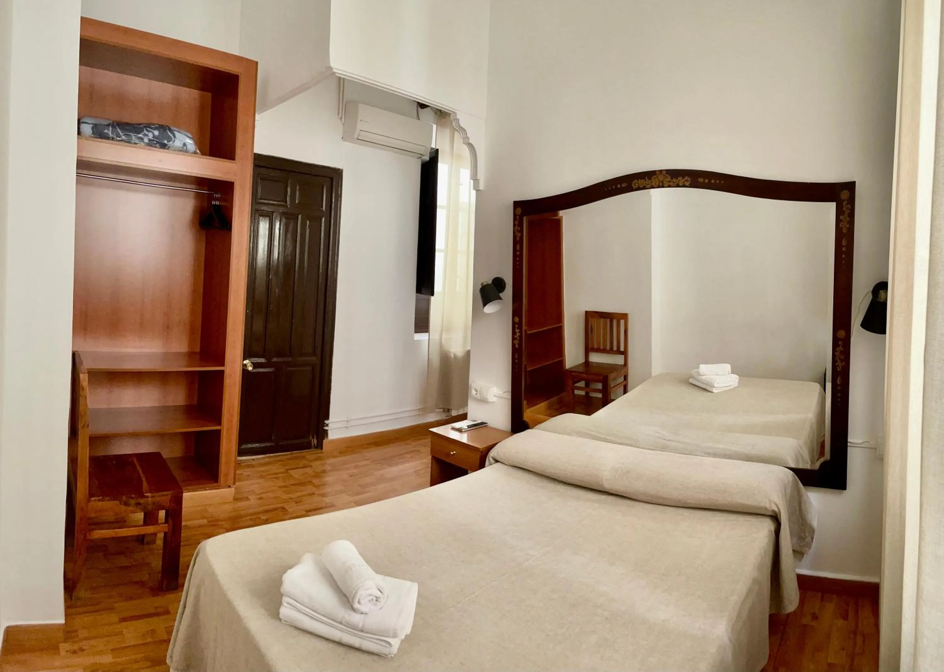 Bed in Arteaga Hostal & Baños Arabes Elvira