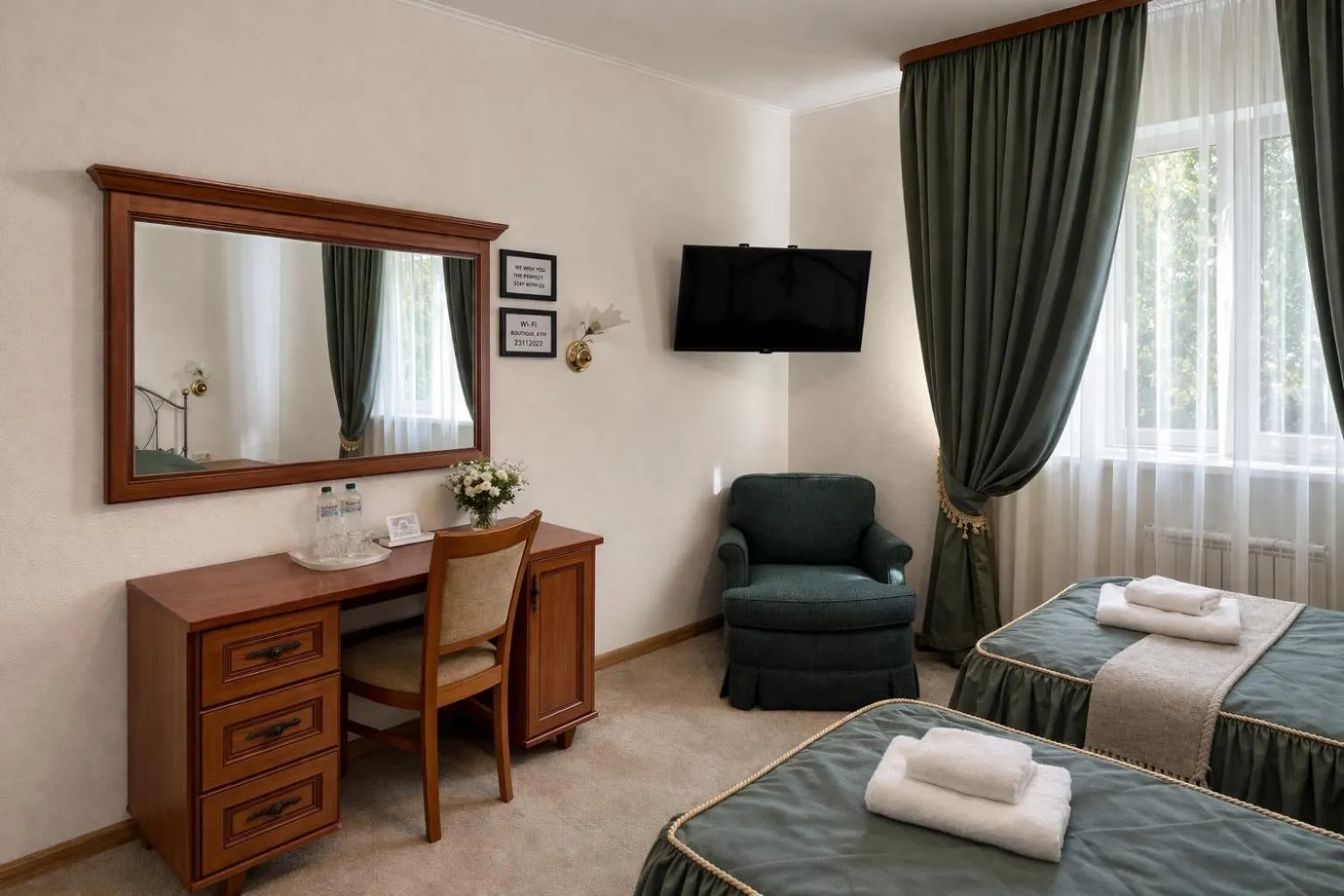 Bed in Gusarskiy Hotel and Apartment